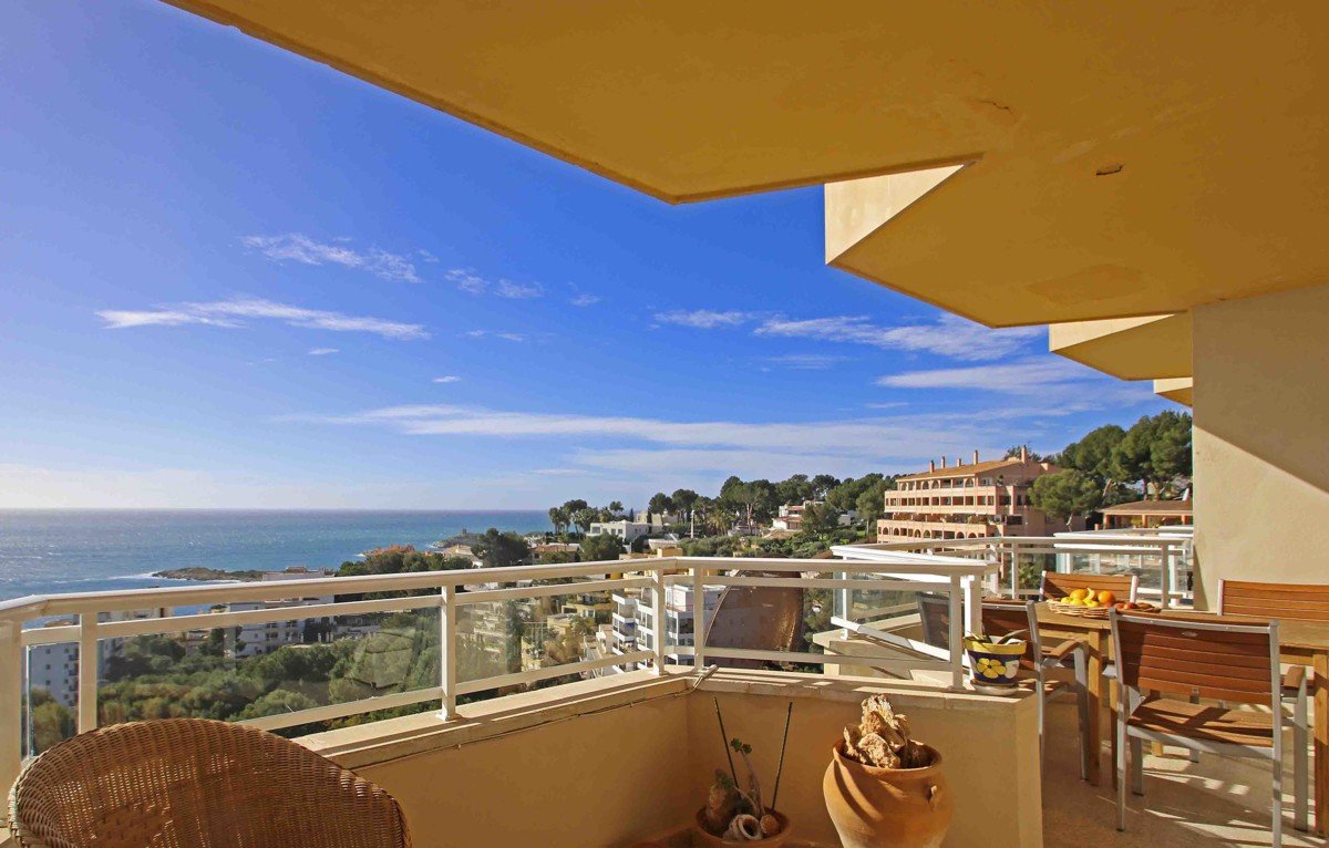 Sea views apartment in Illetas