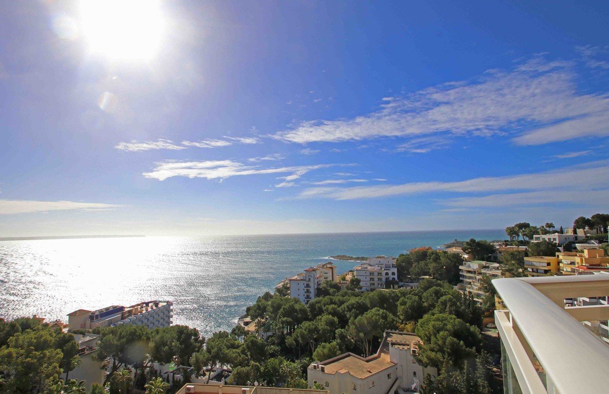 Sea views apartment in Illetas