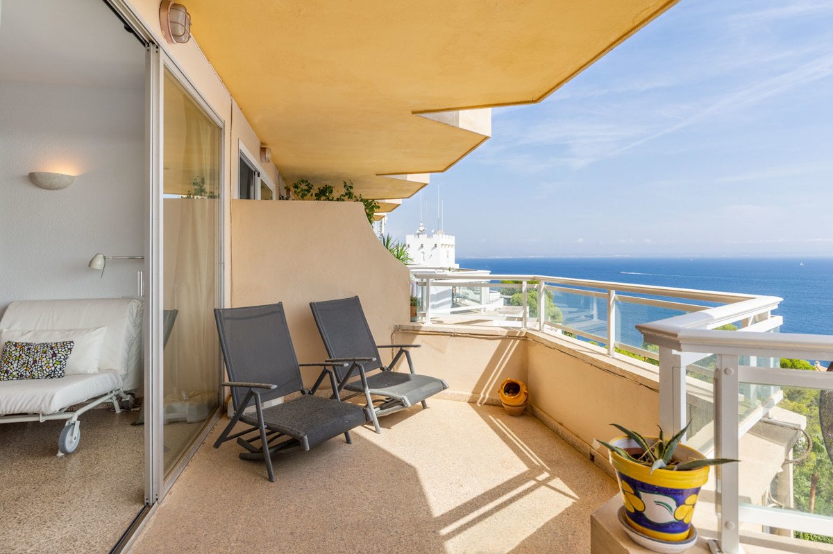 Sea views apartment in Illetas