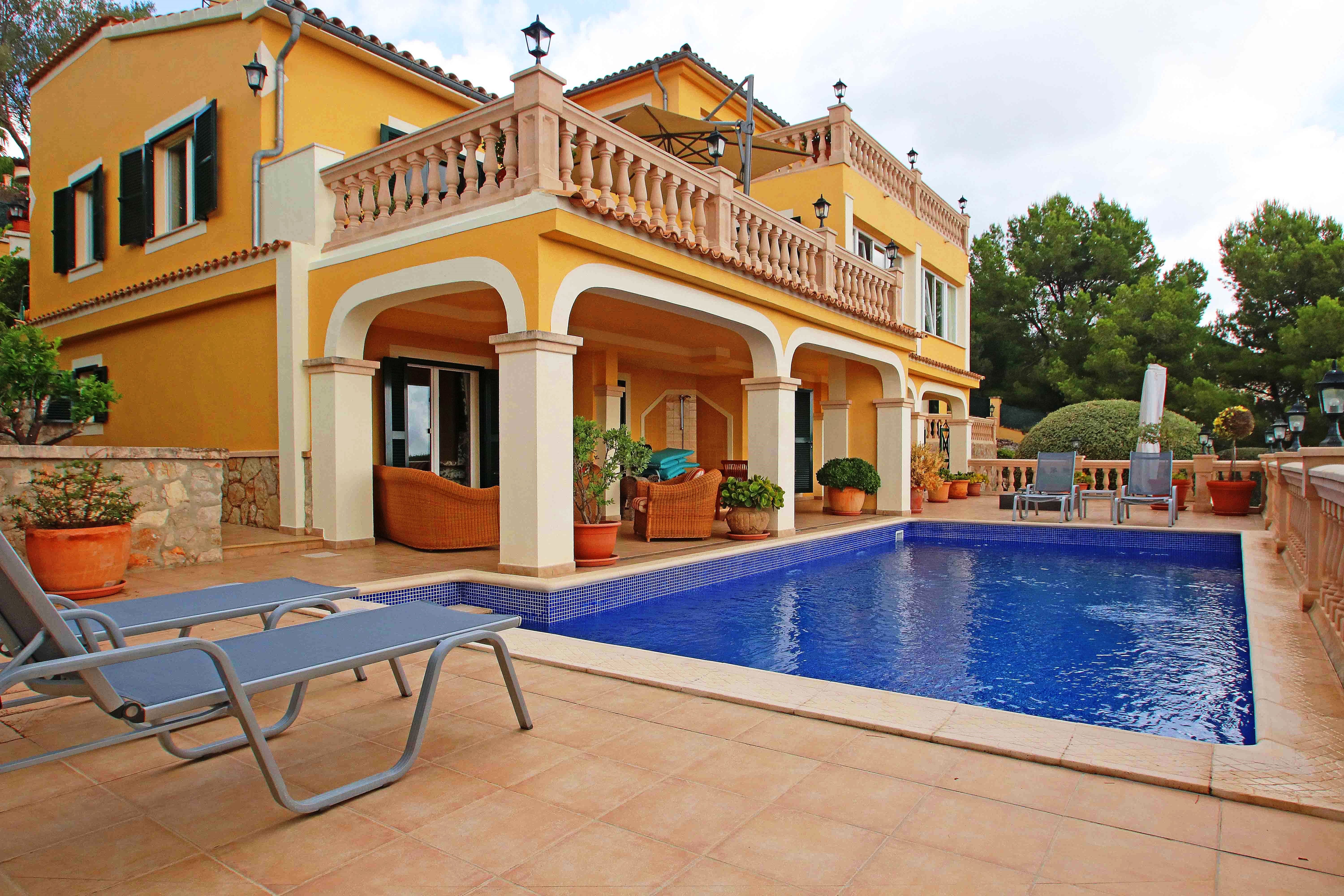 Casa mediterránea con vistas panorámicas en Son Font