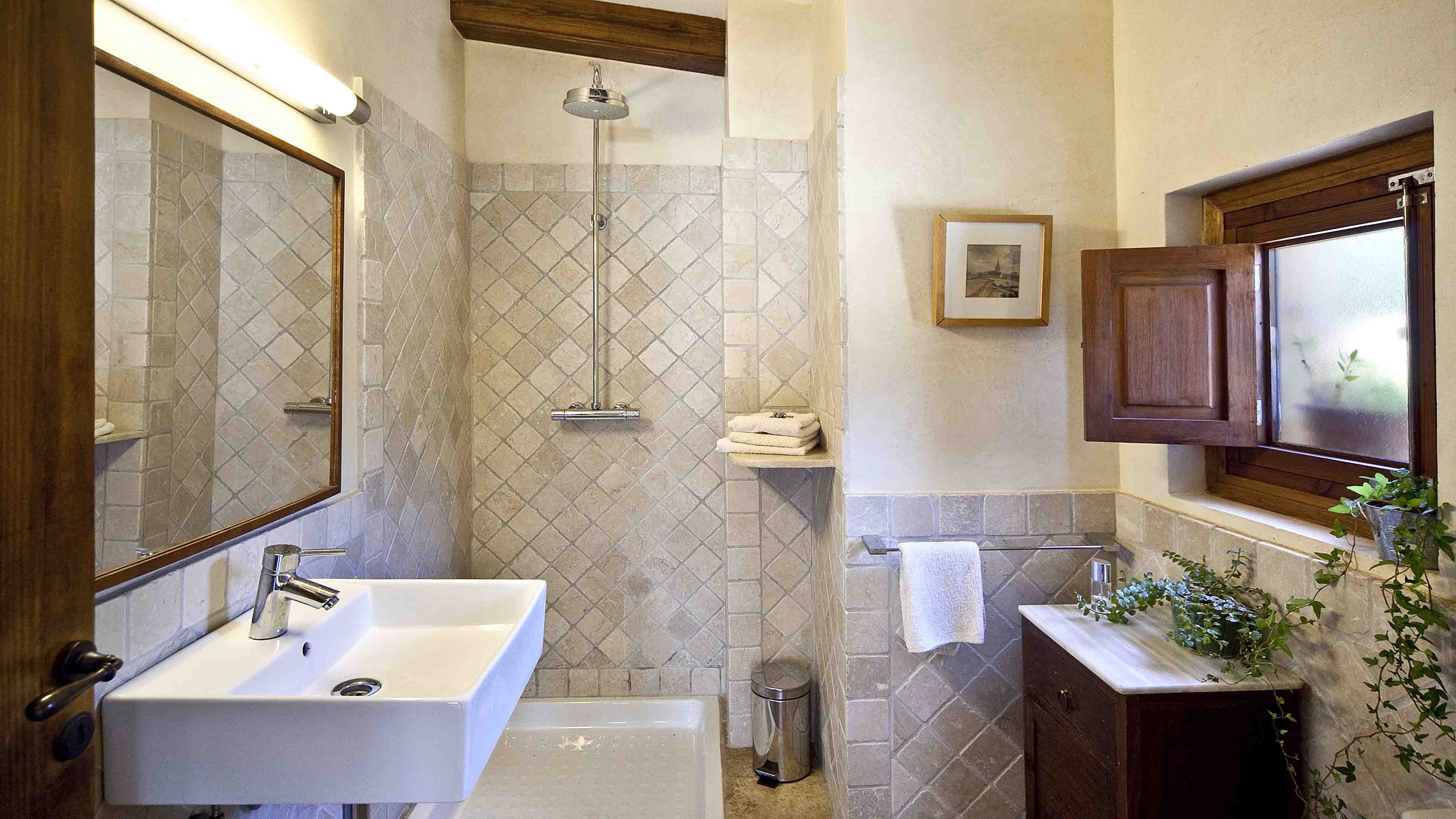 Exclusiva mansión con piscina en Santa Eugenia