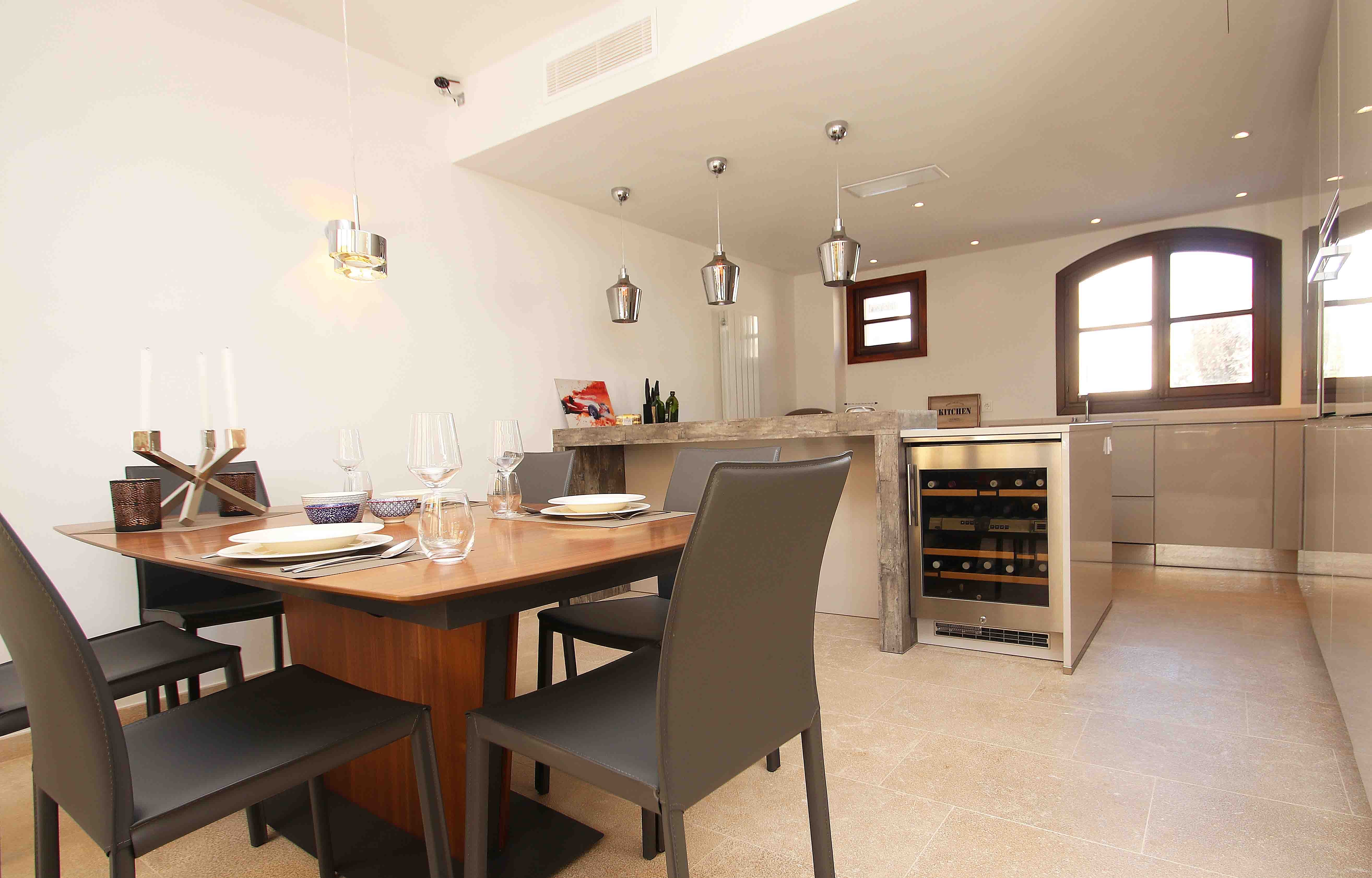 Casa adosada en complejo de lujo en primera linea del mar en Nova Santa Ponsa