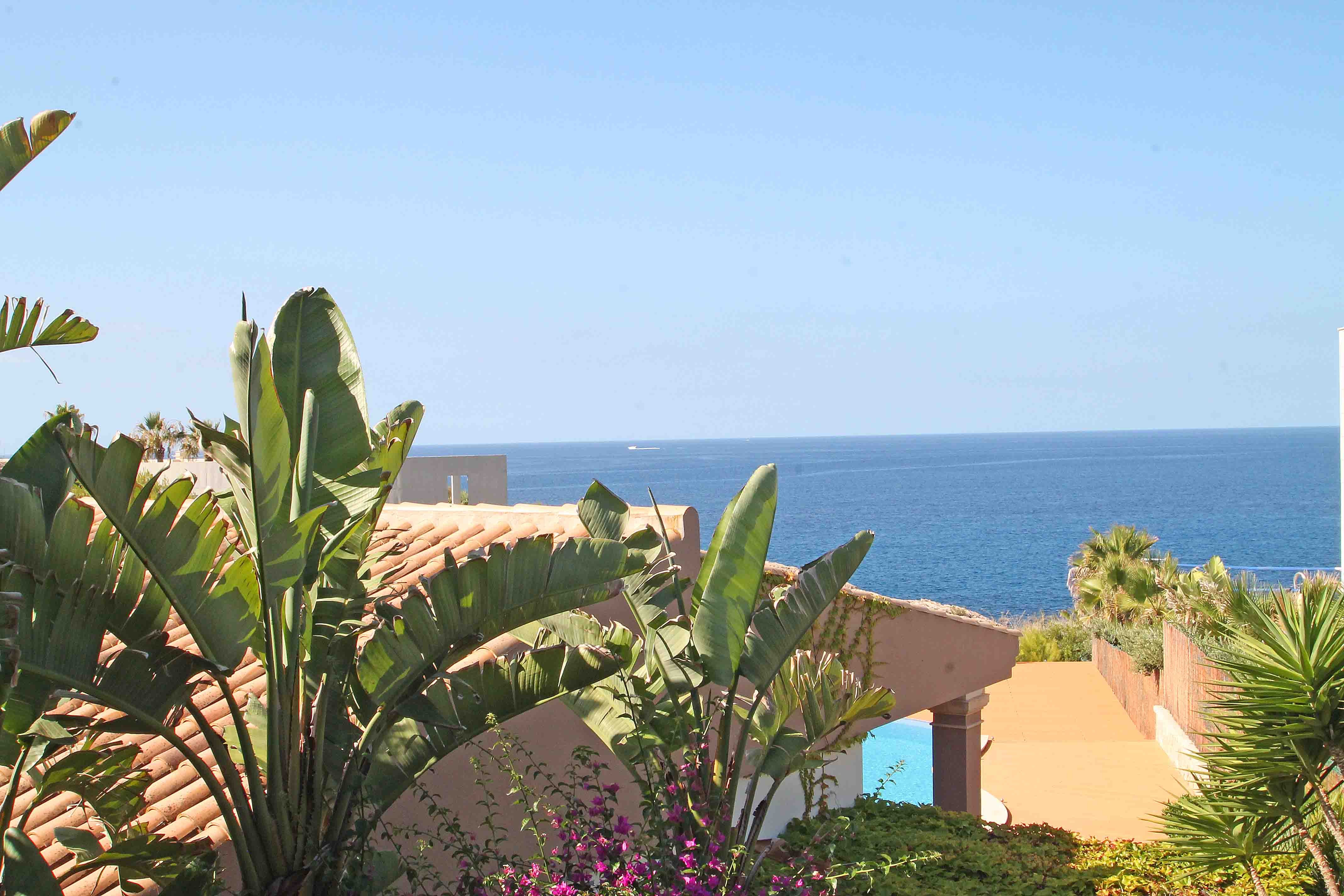 Impresionante villa en primera línea de mar-Nova Santa Ponsa