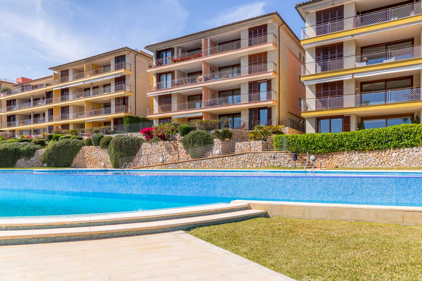 Luxury flat in seafront residence in Sol de Mallorca