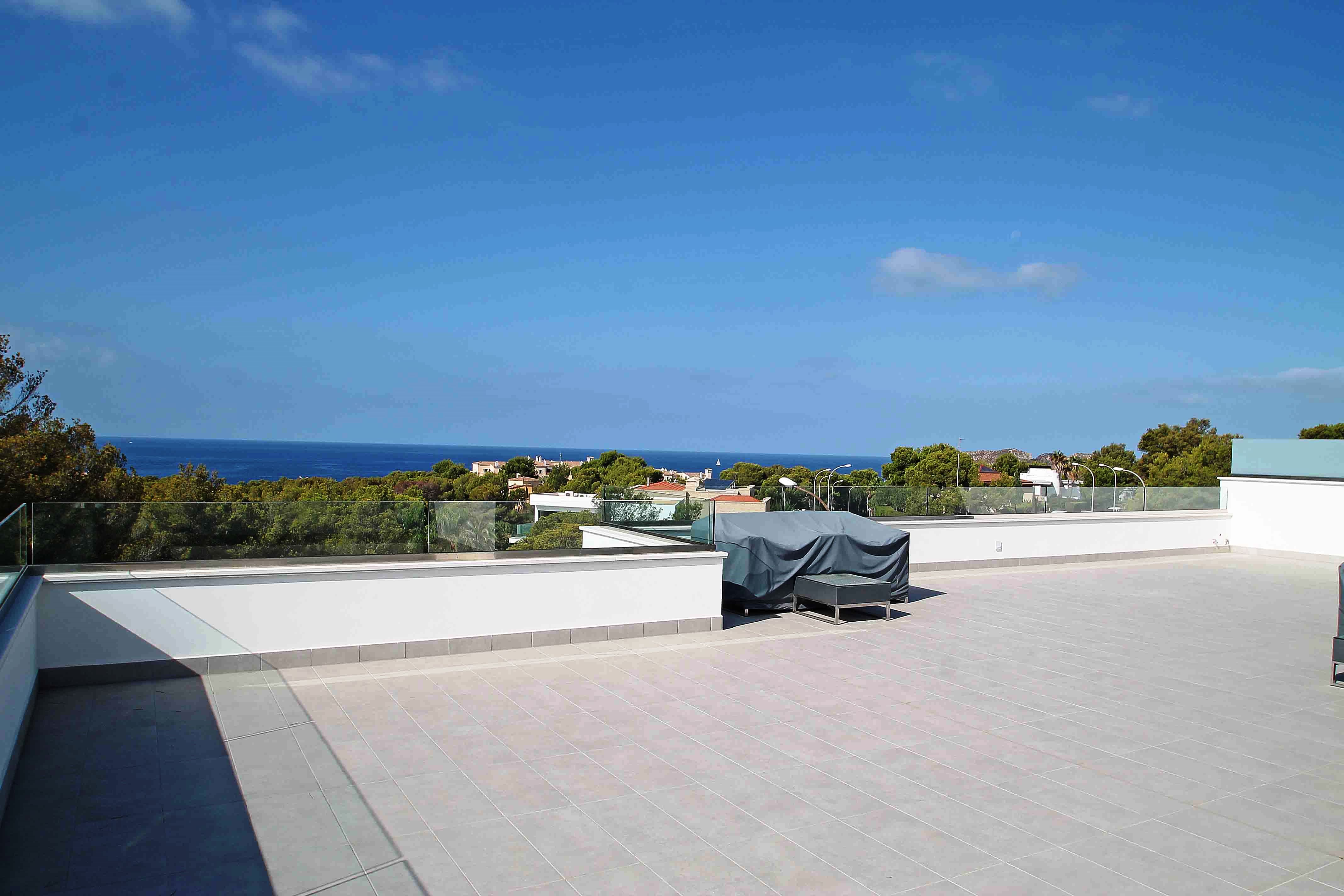 Exclusivo chalet en Nova Santa Ponsa con vistas al mar