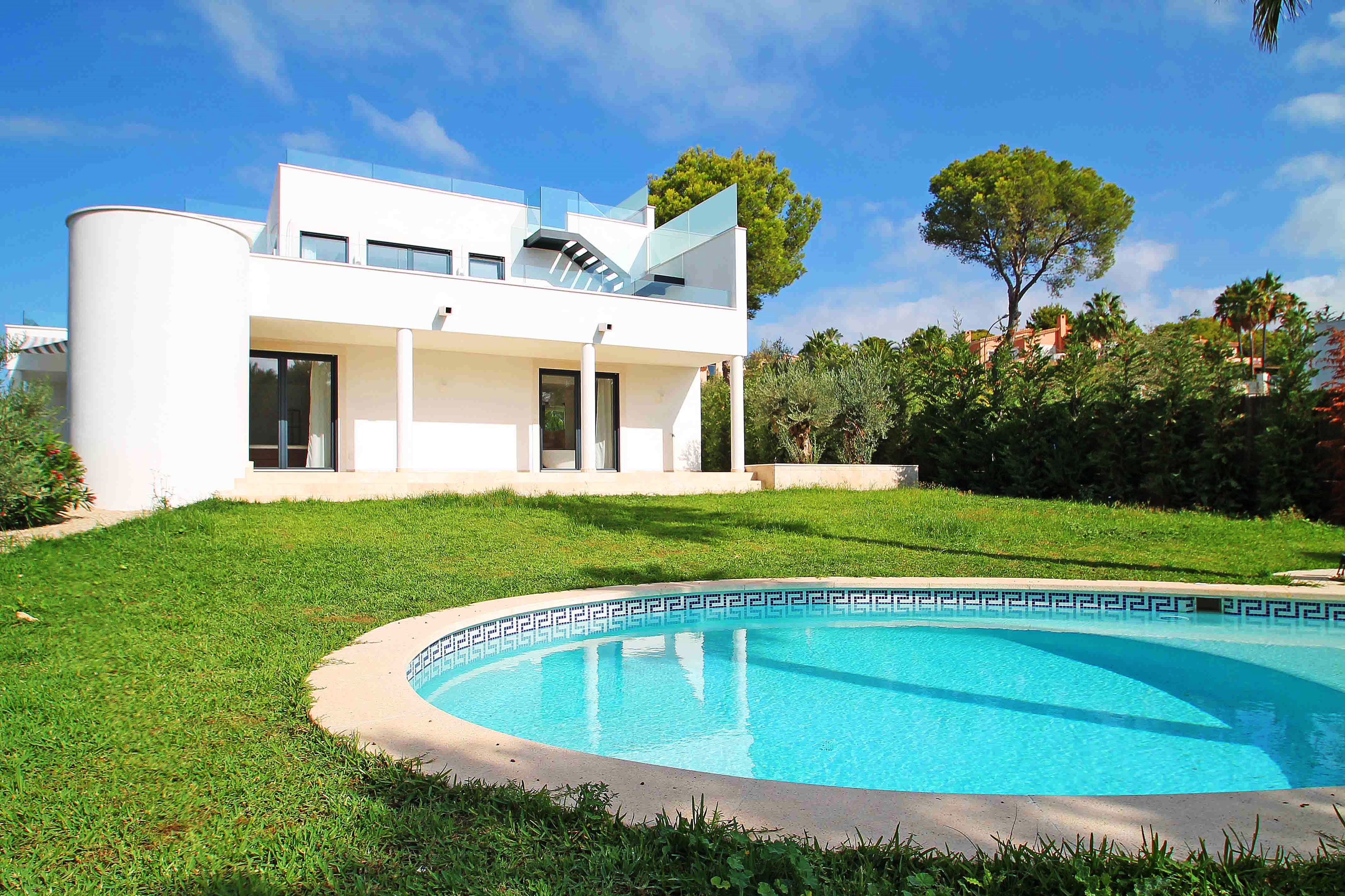 Exclusivo chalet en Nova Santa Ponsa con vistas al mar