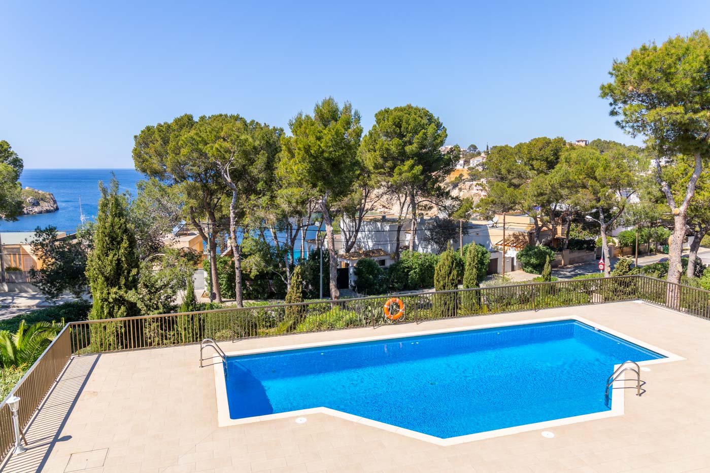 Luxury townhouse in Nova Santa Ponsa