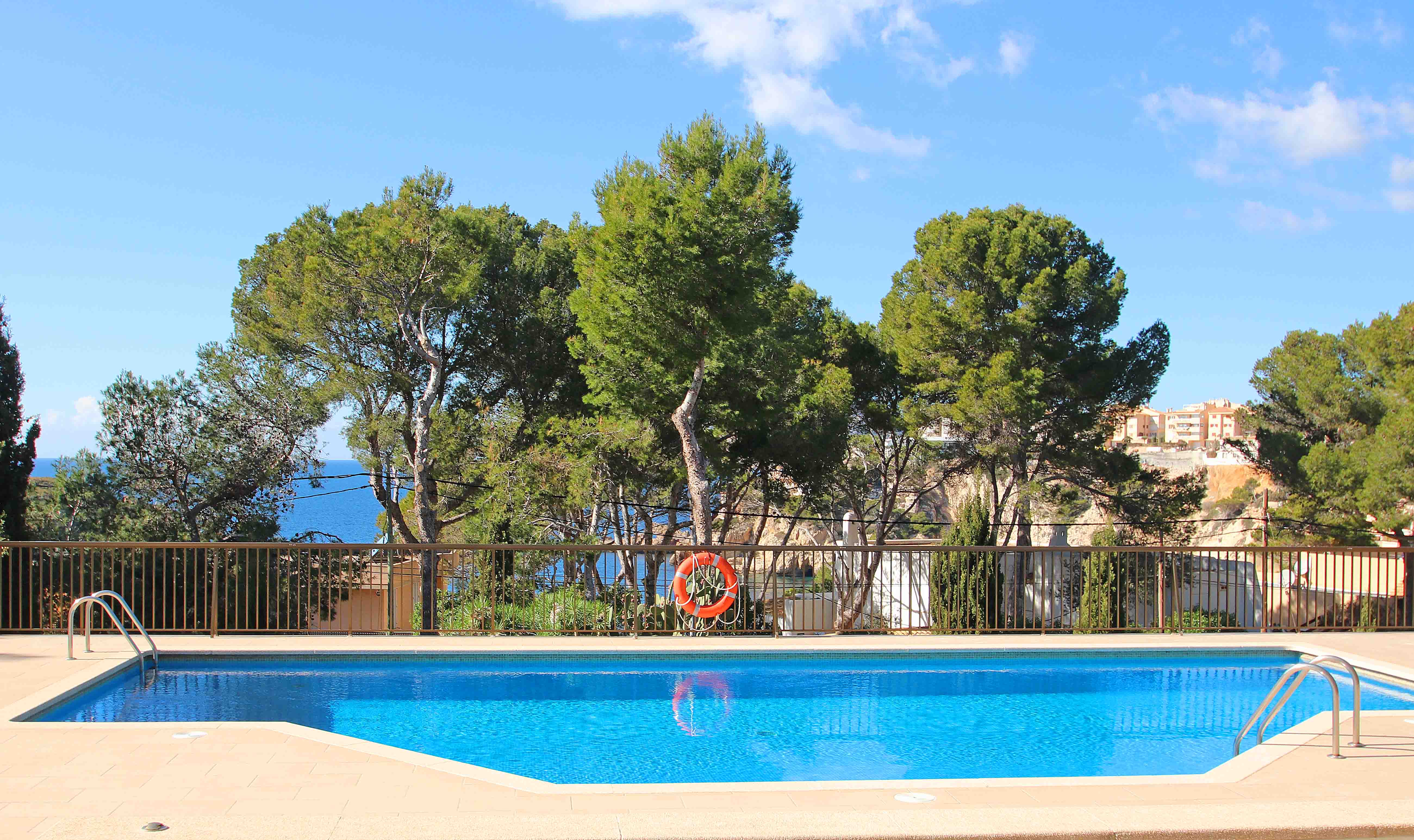 Luxury townhouse in Nova Santa Ponsa