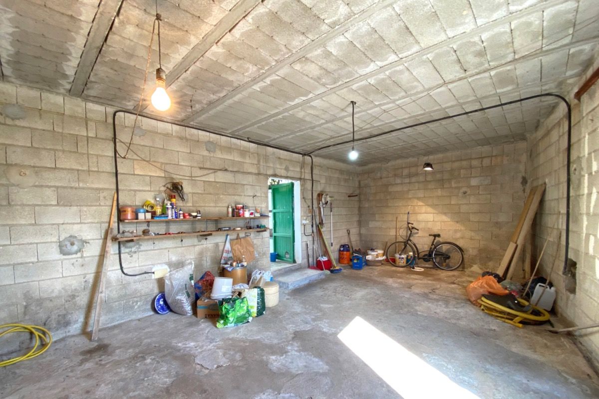 Amplia casa de pueblo en Petra