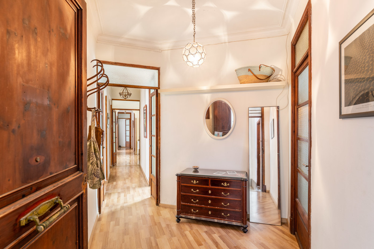 Flat in sought-after old town location Palma de Mallorca