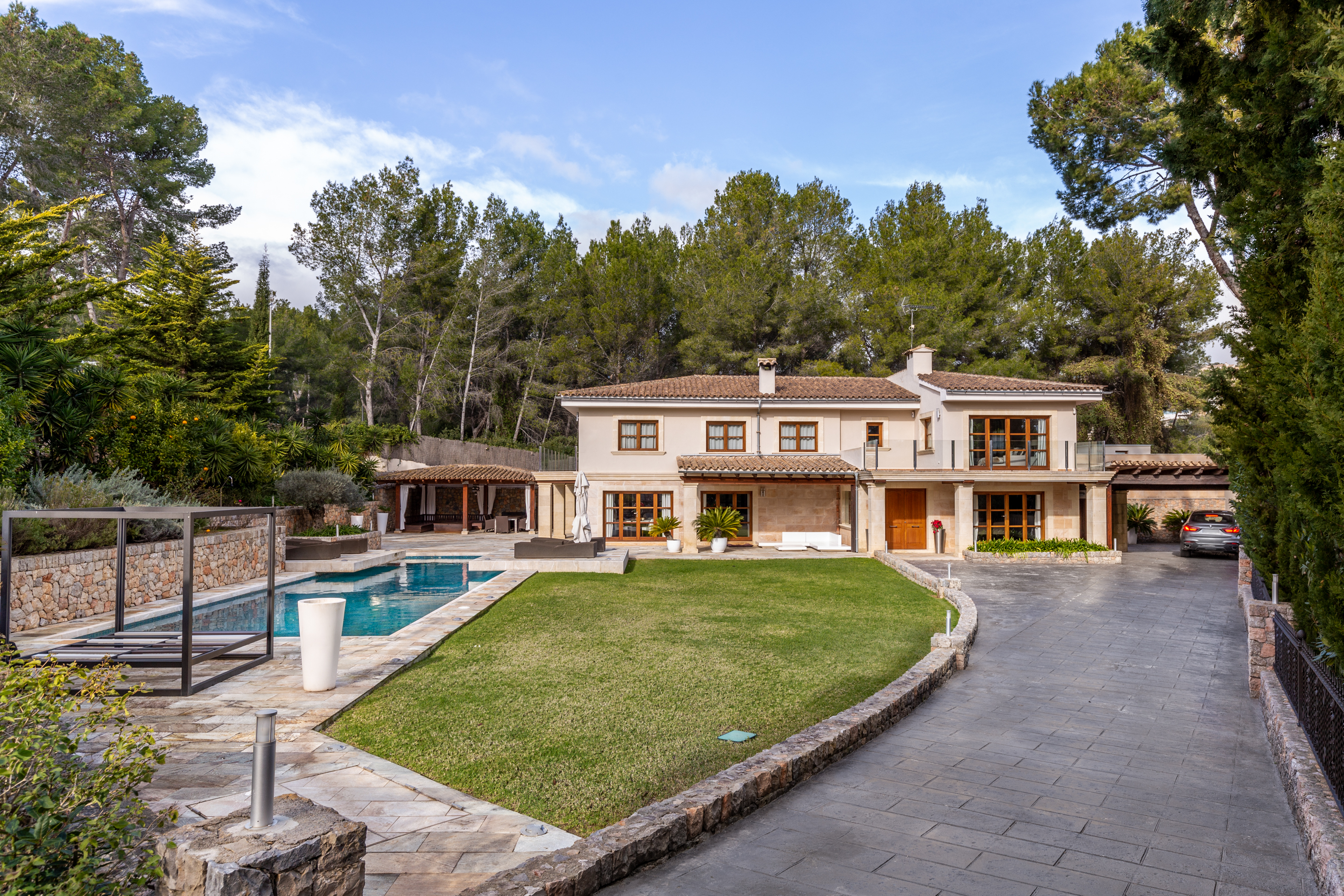 Casa de lujo con privacidad en Son Vida