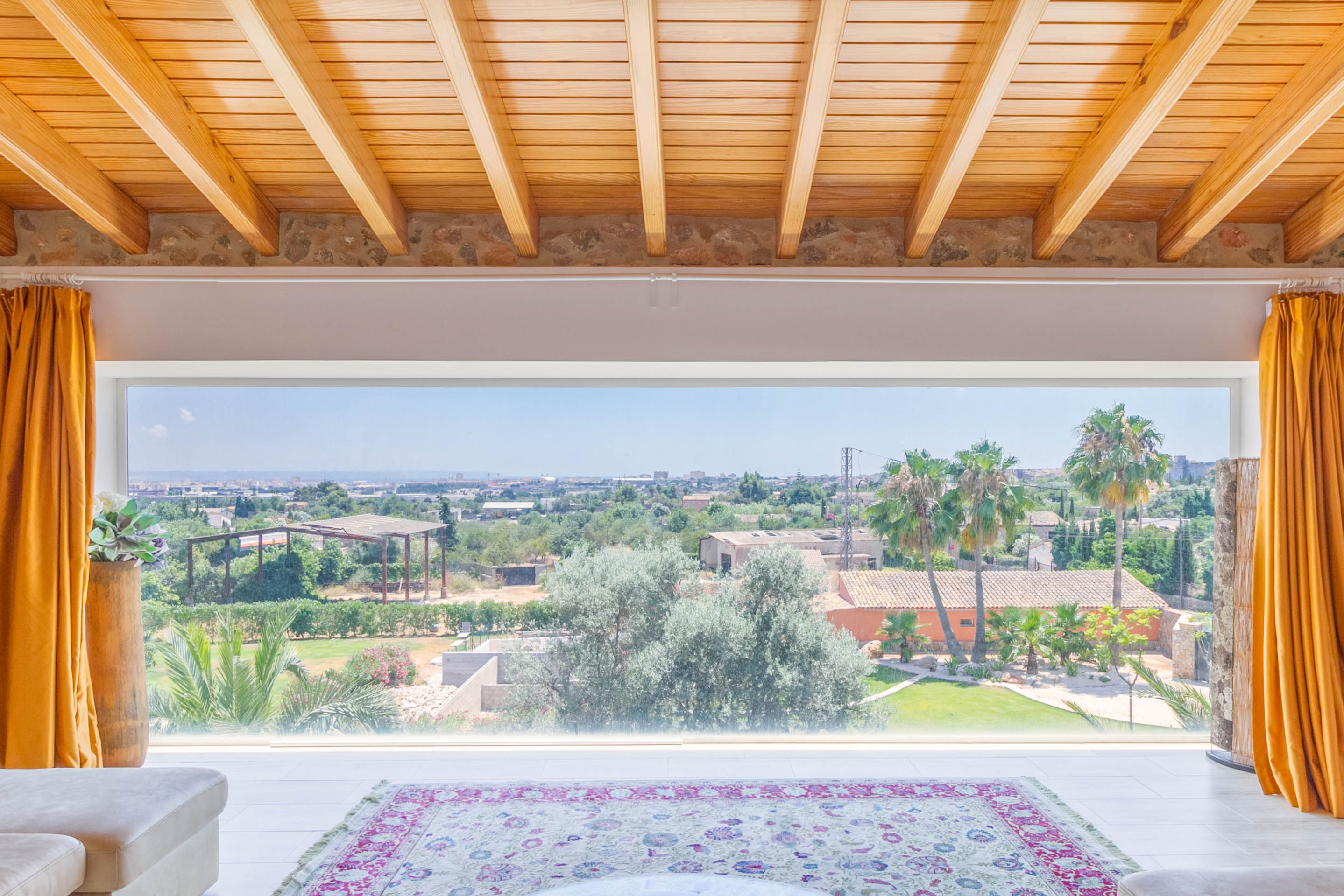 Impresionante finca rustica con vistas al mar cerca de Palma