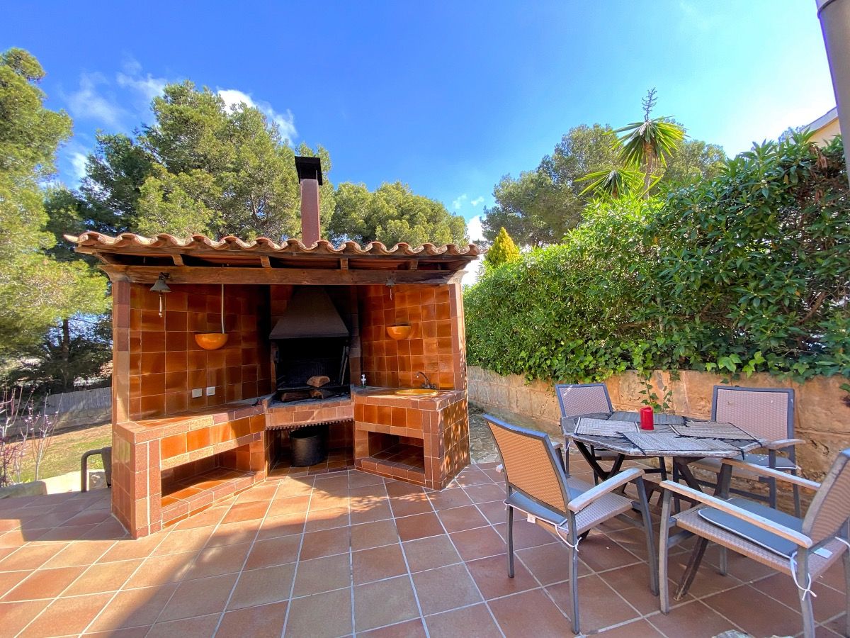 Spacious villa in Nova Santa Ponsa