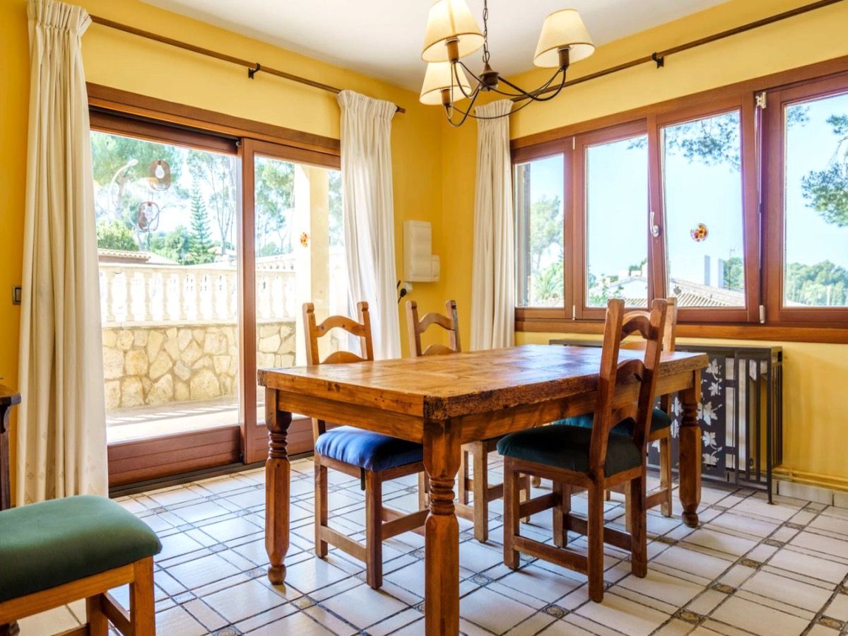 Spacious villa in Nova Santa Ponsa