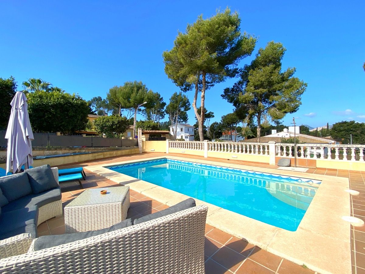 Spacious villa in Nova Santa Ponsa