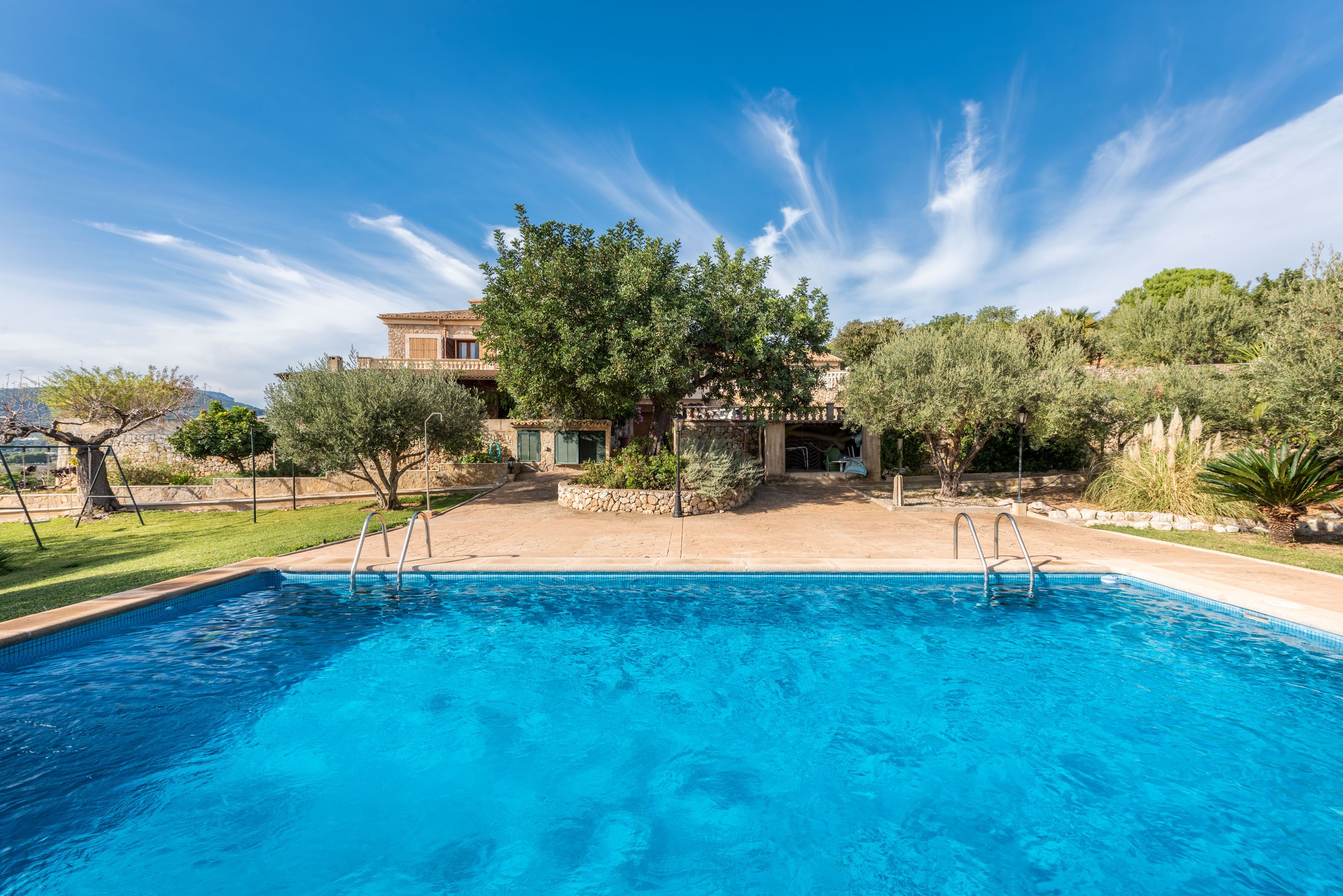 Charming villa in Mancor with touristic rental license