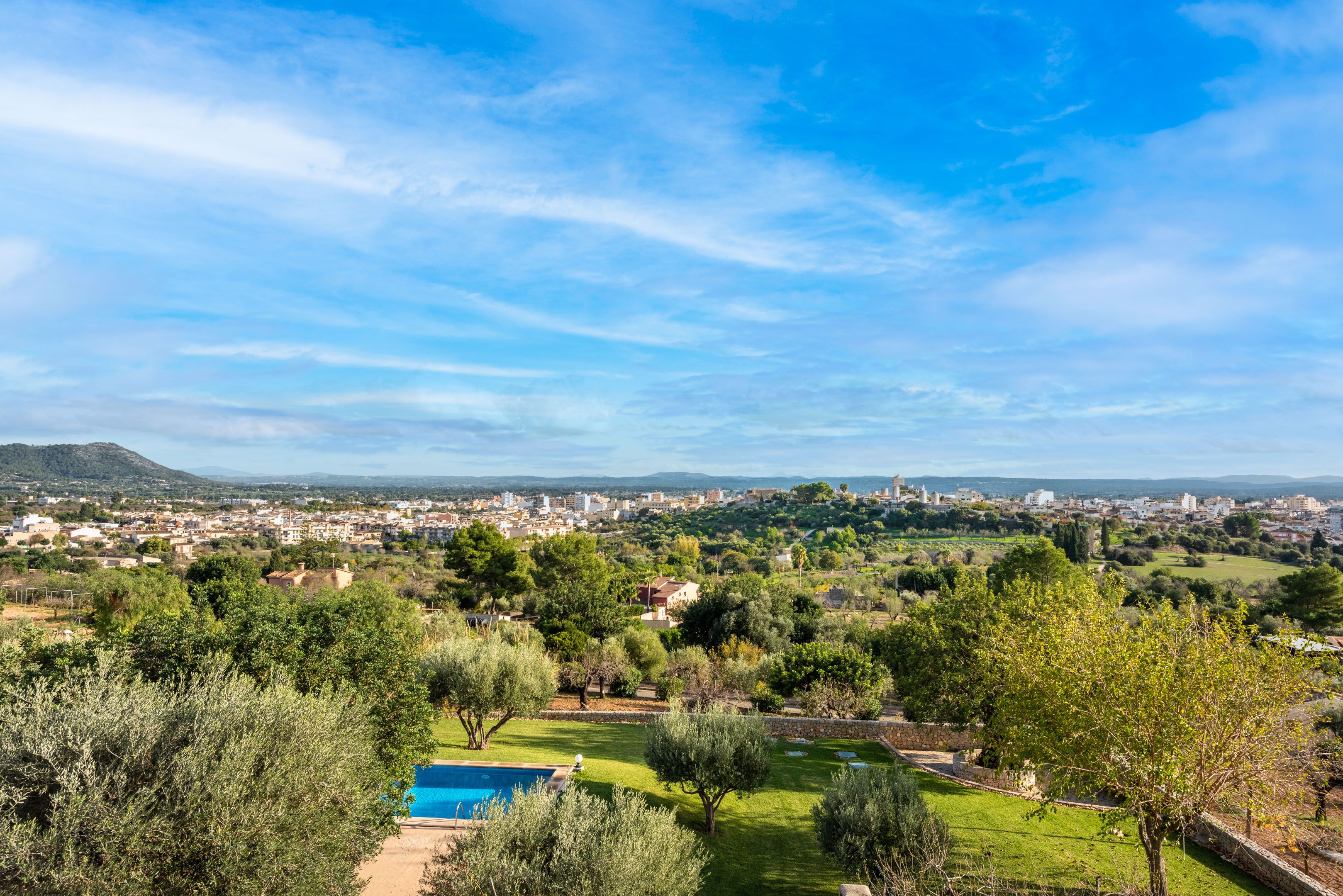 Charming villa in Mancor with touristic rental license