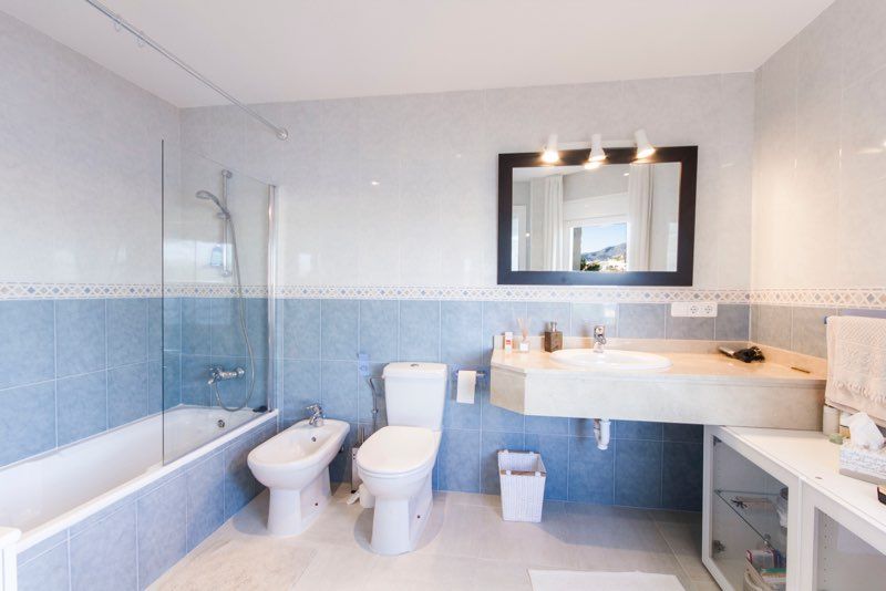 Villa in sea front with sea access in Santa Ponsa