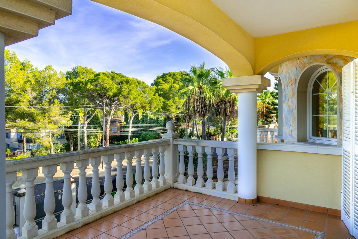Mediterranean style family villa in Santa Ponsa 
