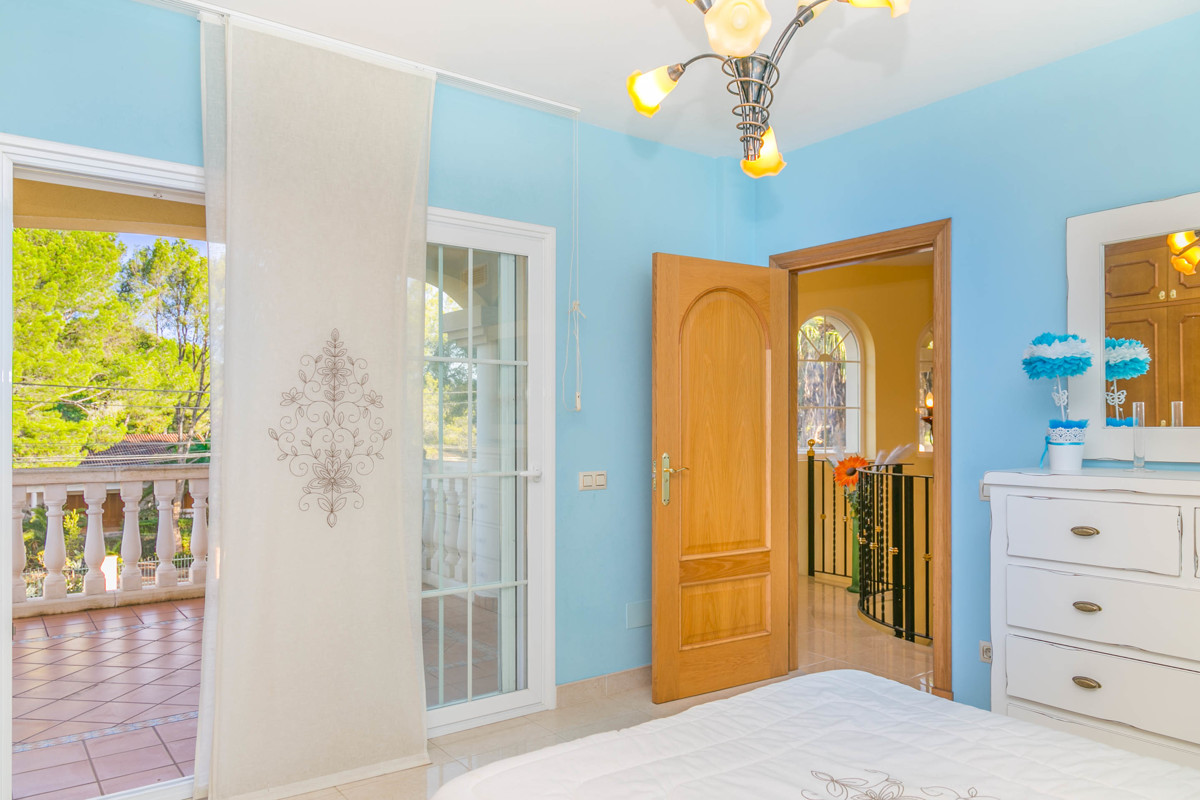 Mediterranean style family villa in Santa Ponsa 