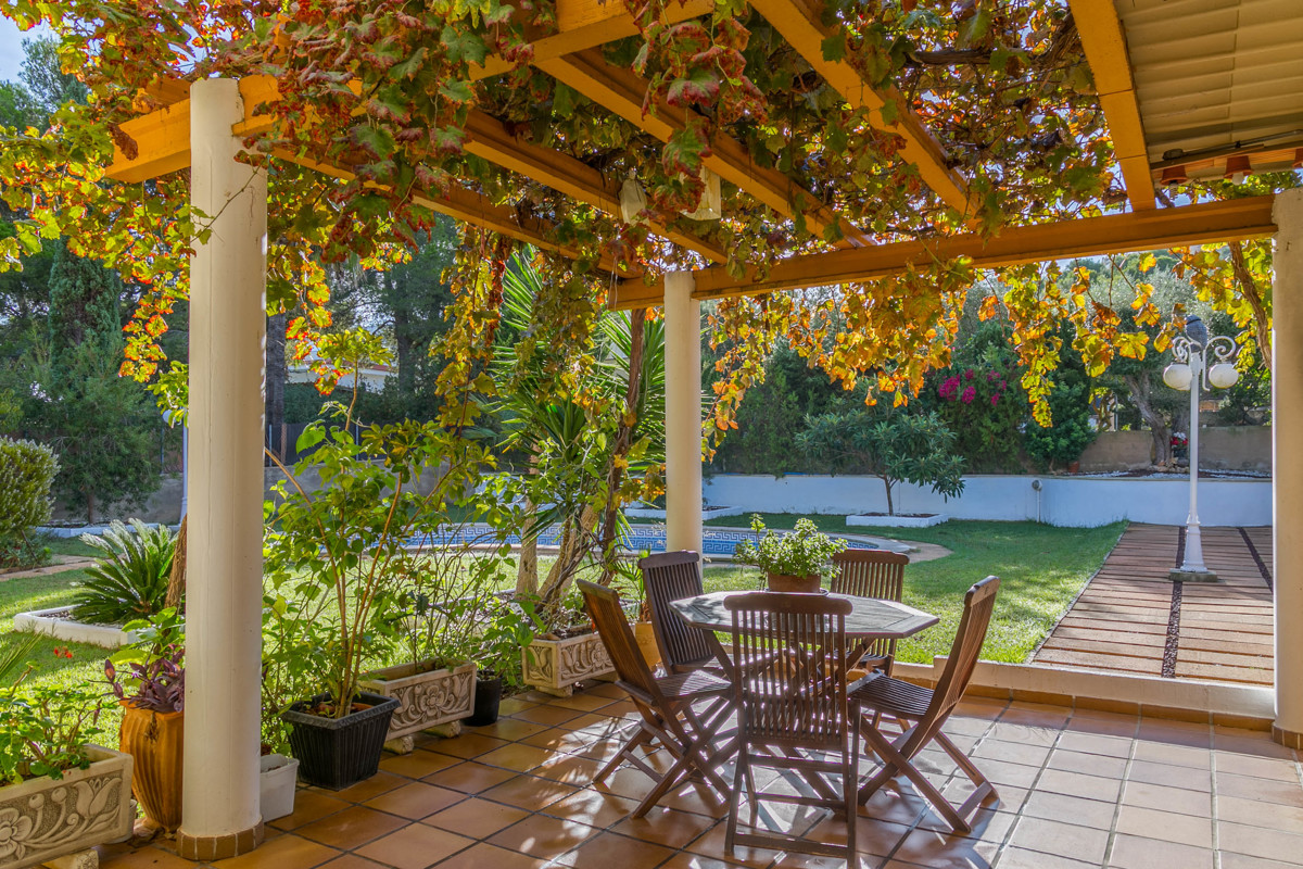 Mediterranean style family villa in Santa Ponsa 