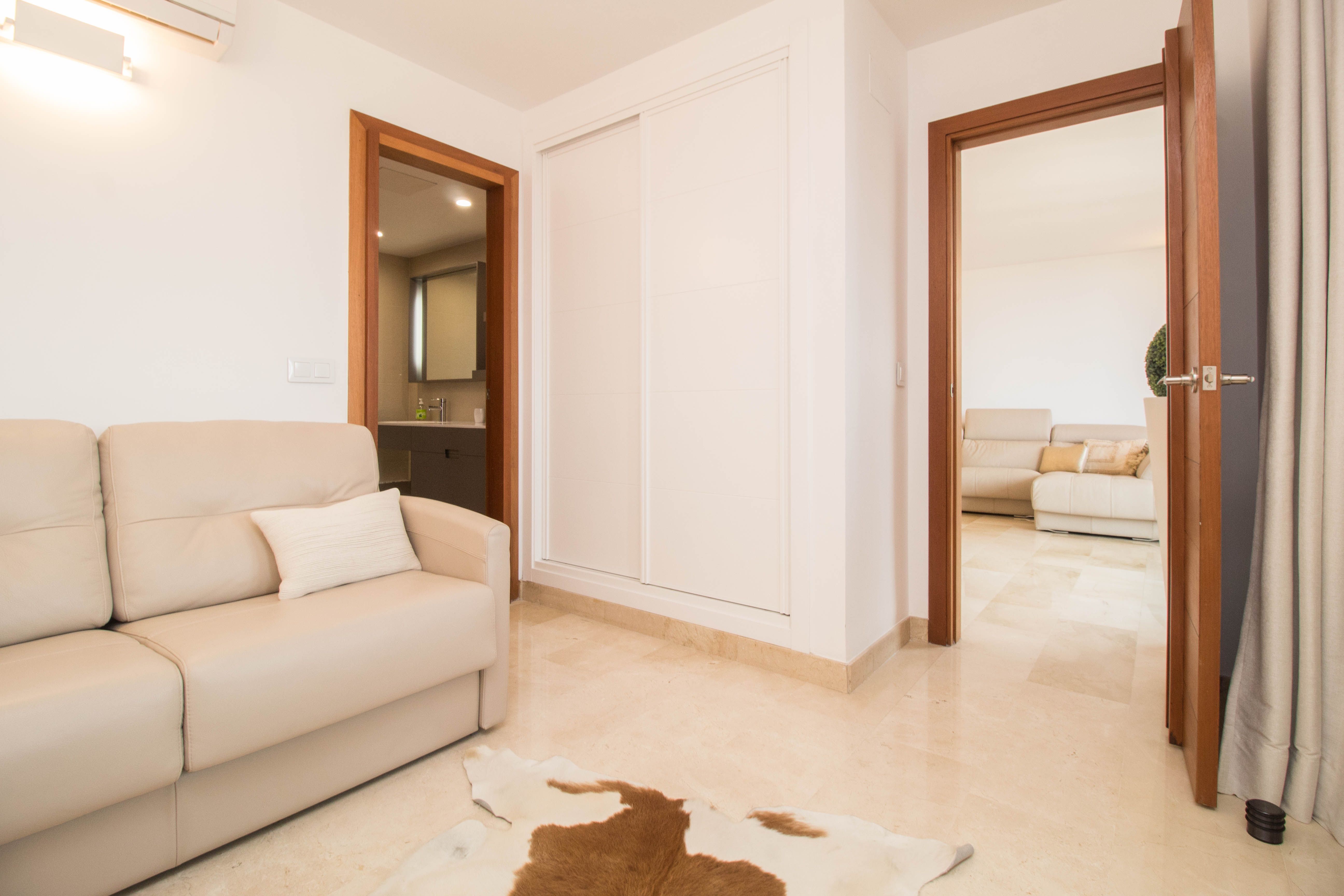 Modern sea view apartment with terrace in Palma City Beach