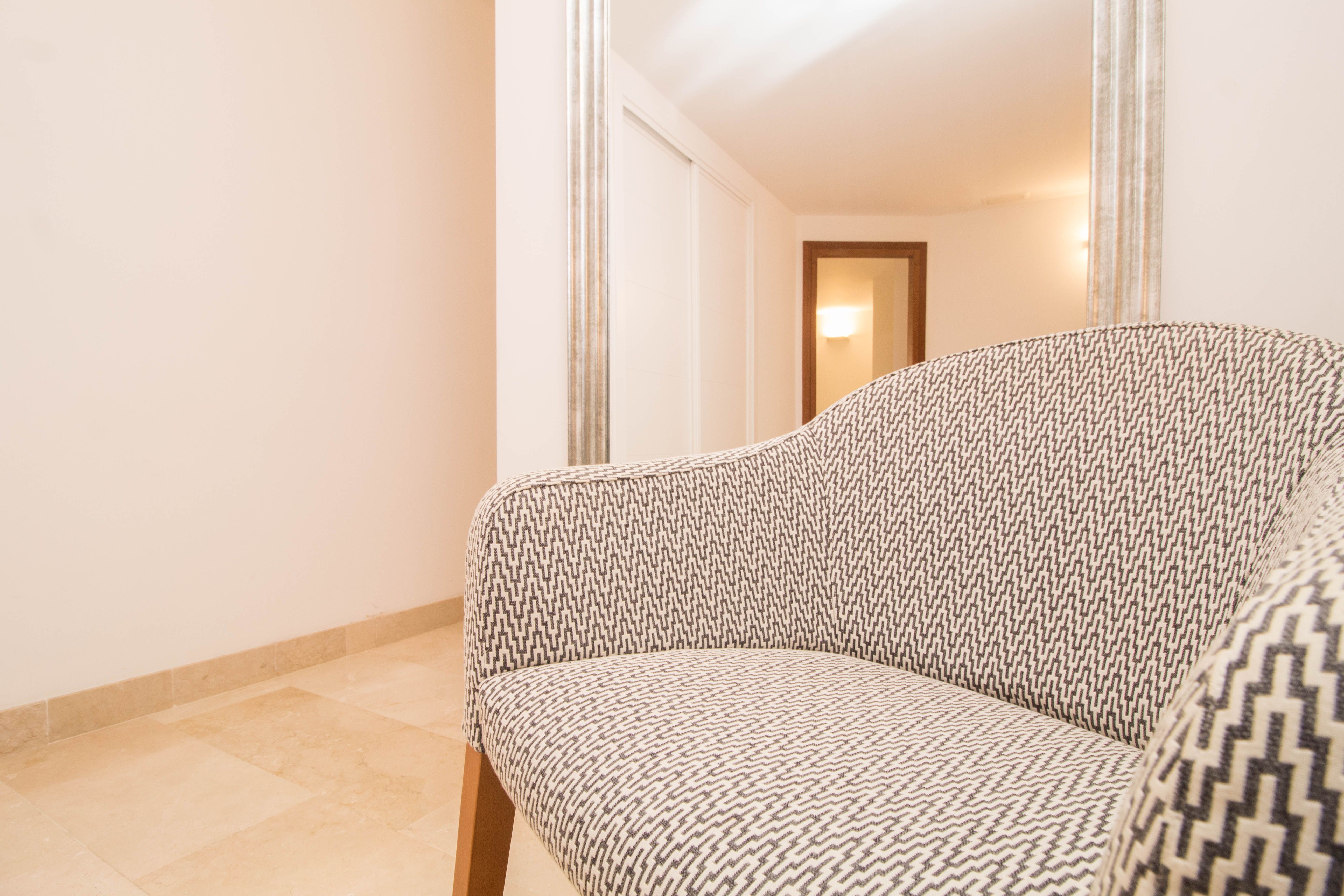 Modern sea view apartment with terrace in Palma City Beach