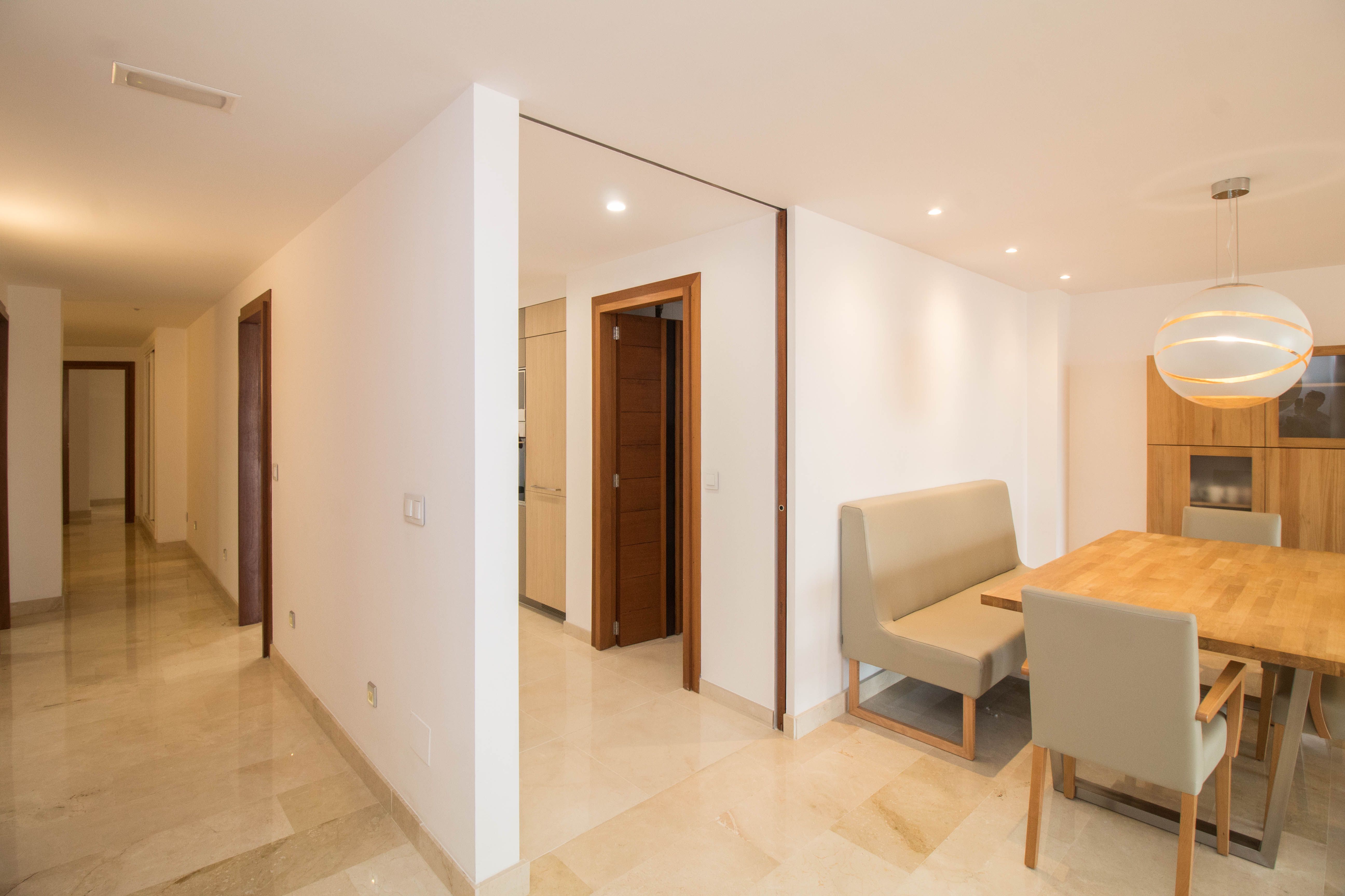 Modern sea view apartment with terrace in Palma City Beach