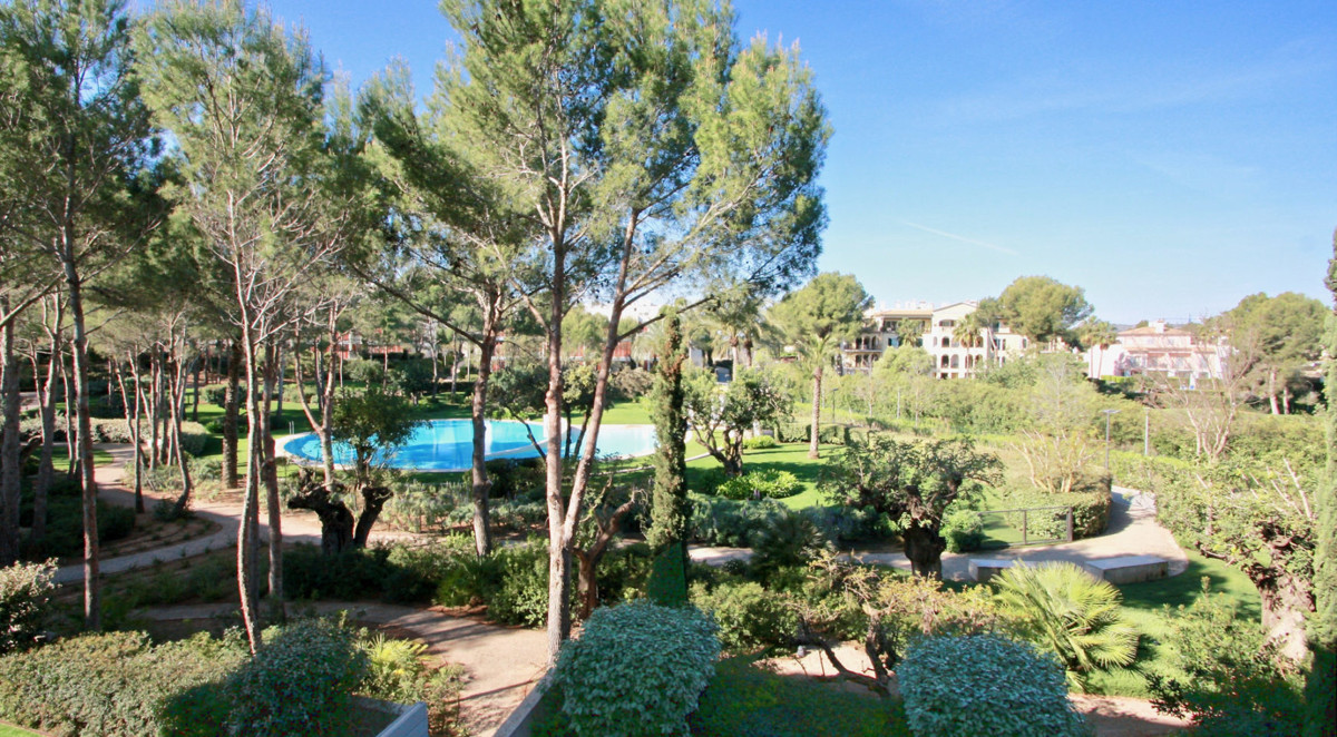  Luxury 2 bedroom flat in Bendinat 