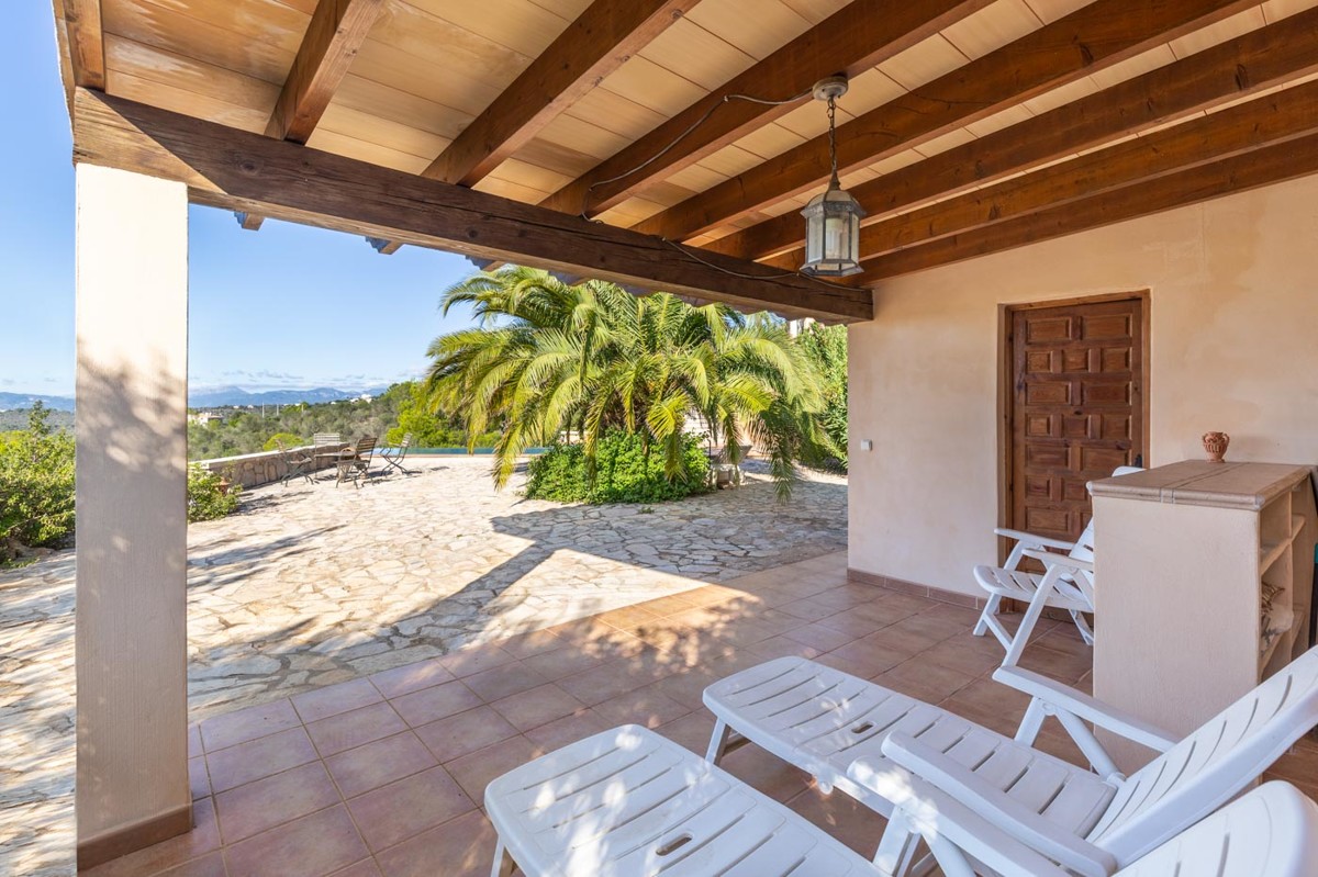 Exclusive country house in Puntiró with fantastic views