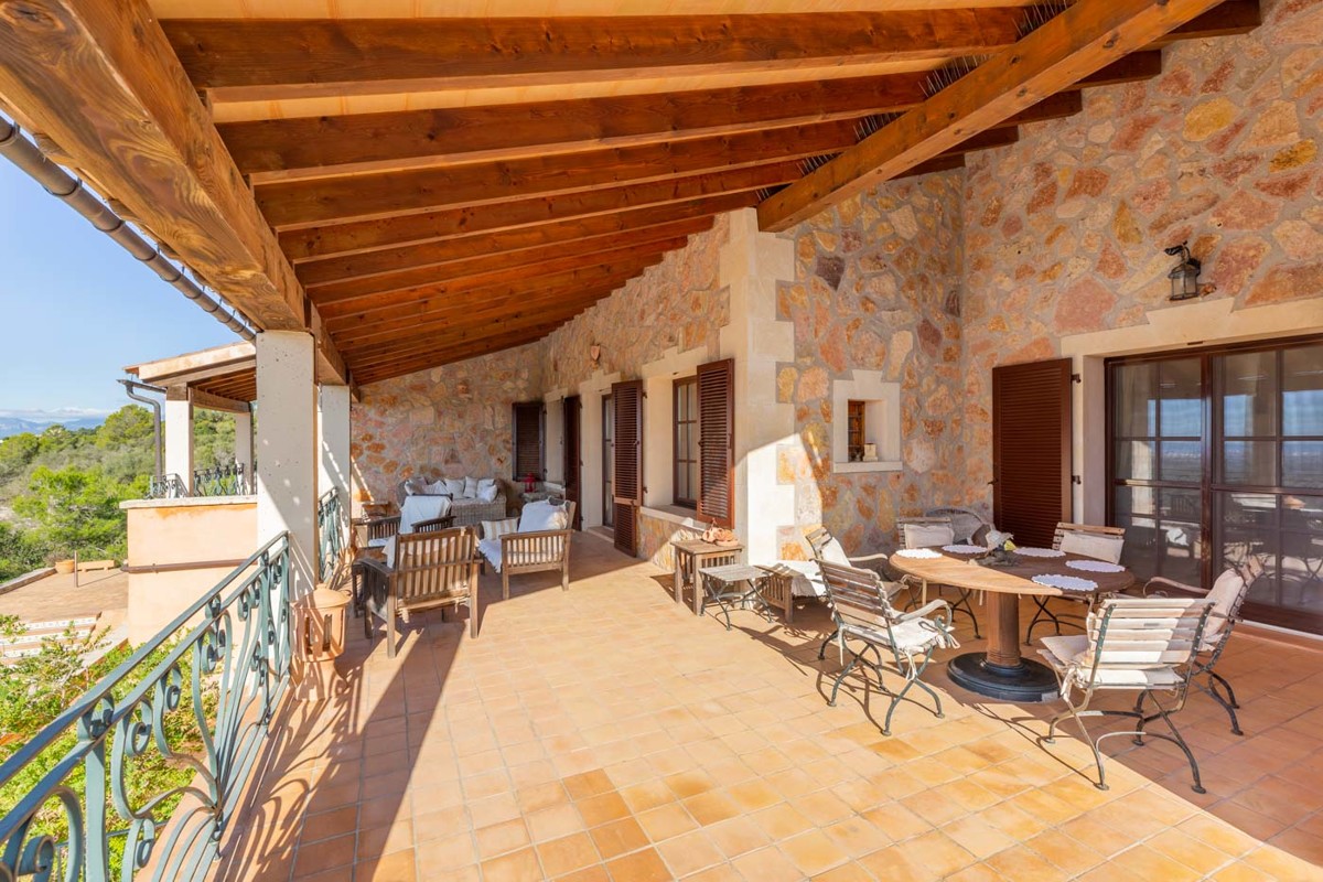 Exclusive country house in Puntiró with fantastic views