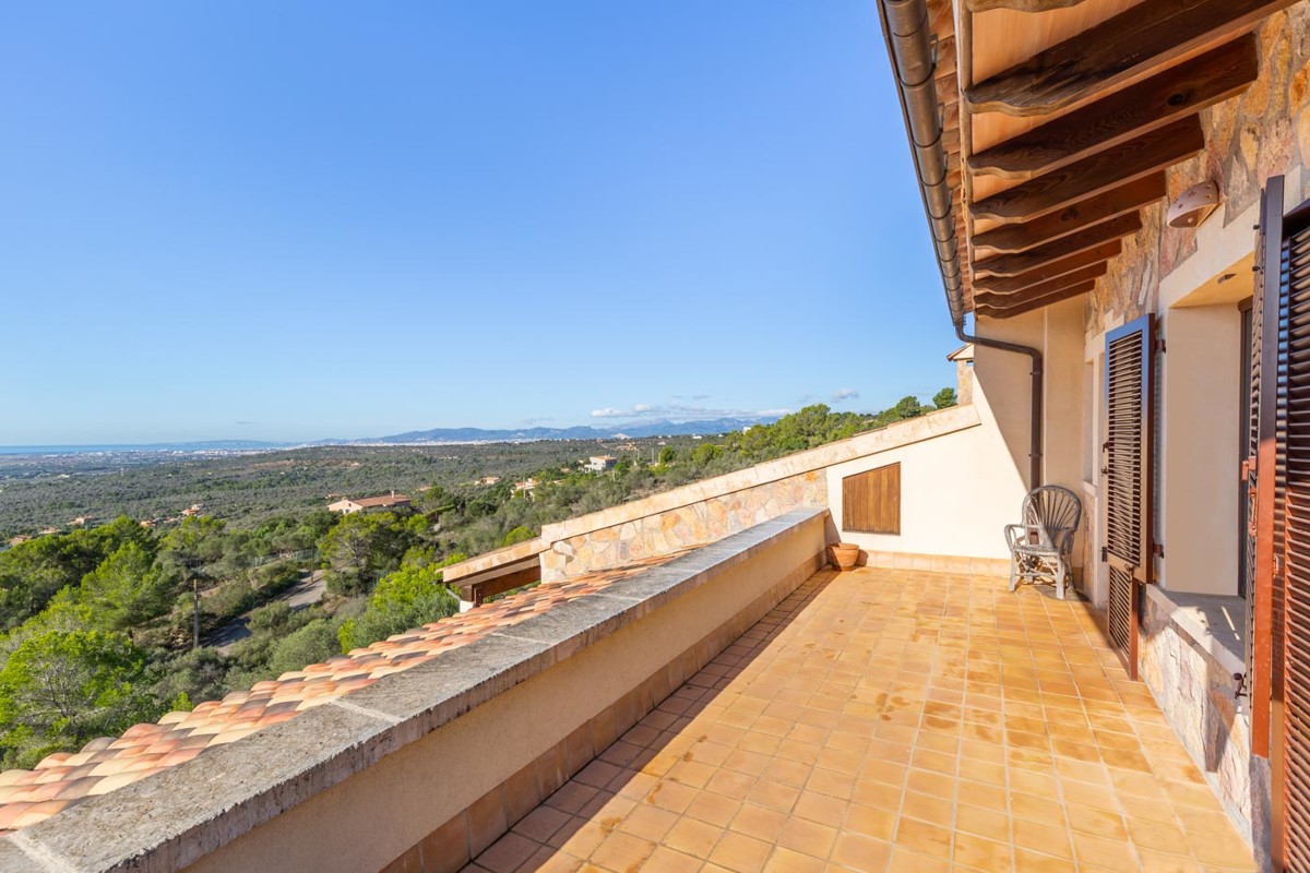 Exclusive country house in Puntiró with fantastic views