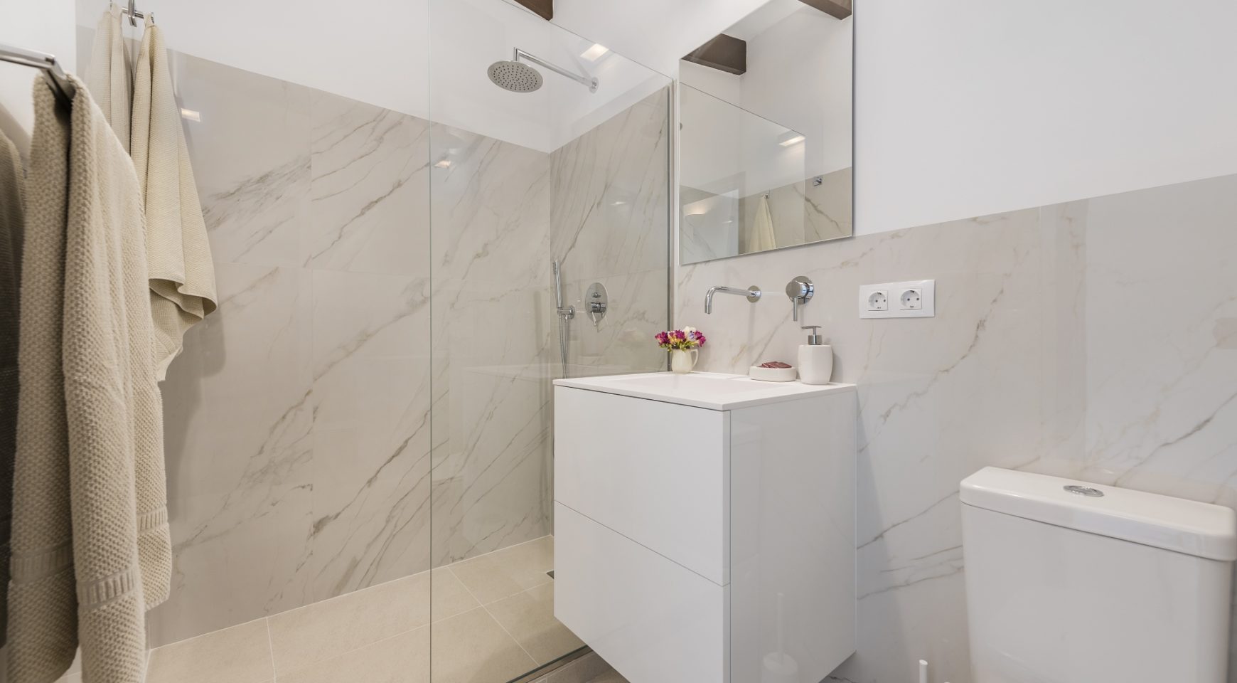  Idyllic location: Natural stone finca near Andratx 