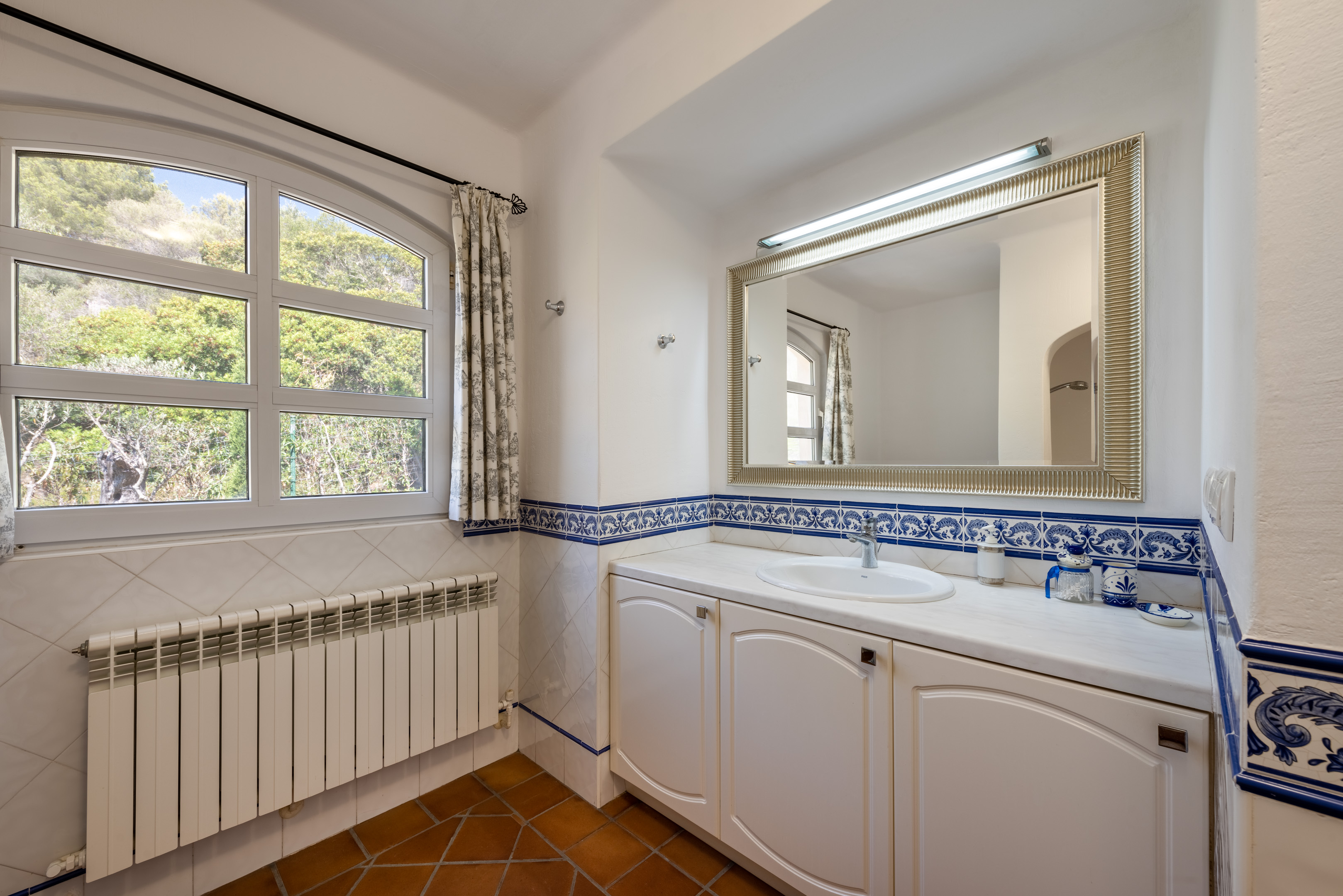 Cozy country house in Son Font with panoramic sea views