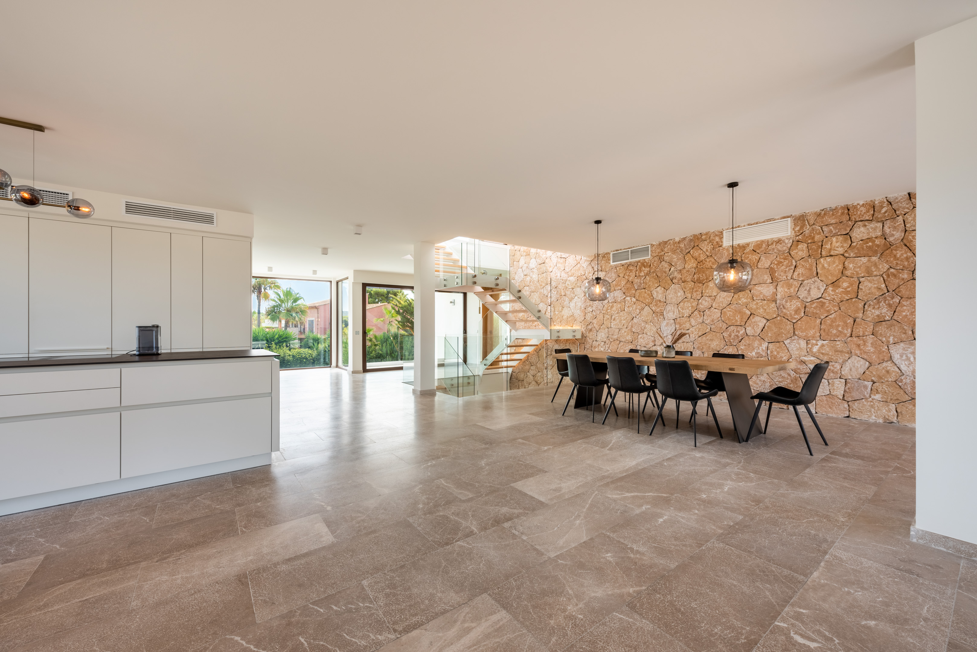 Spacious luxury villa in Nova Santa Ponsa