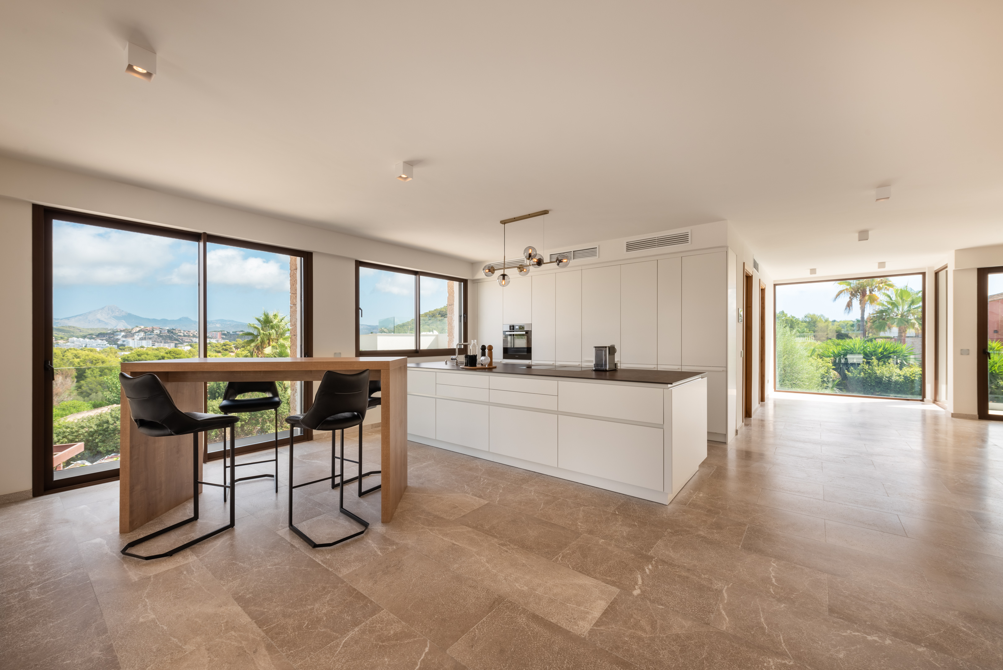 Spacious luxury villa in Nova Santa Ponsa