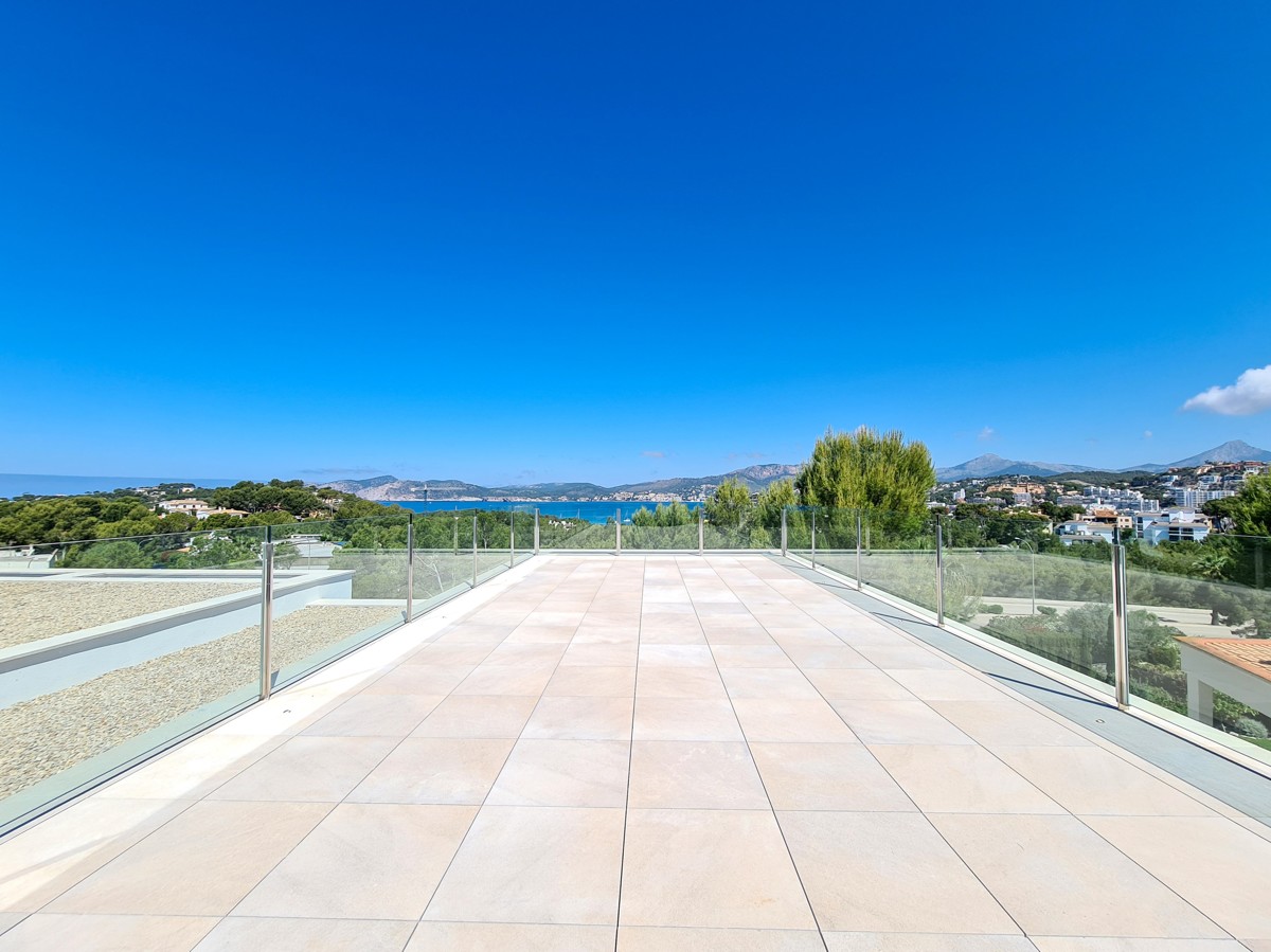 Spectacular modern style villa Santa Ponsa