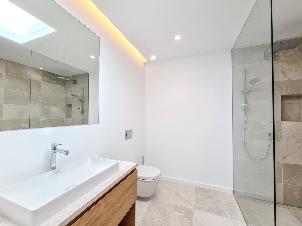 Spectacular modern style villa Santa Ponsa