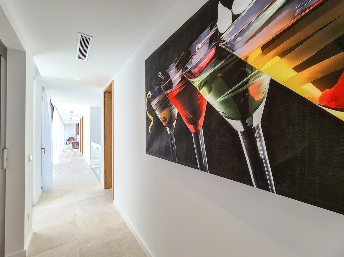 Spectacular modern style villa Santa Ponsa