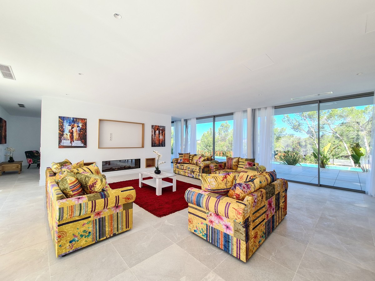 Spectacular modern style villa Santa Ponsa