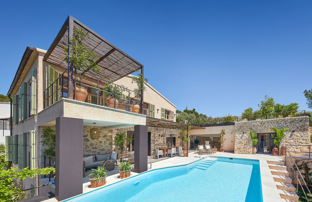  Stunning property in Montport Puerto Andratx 