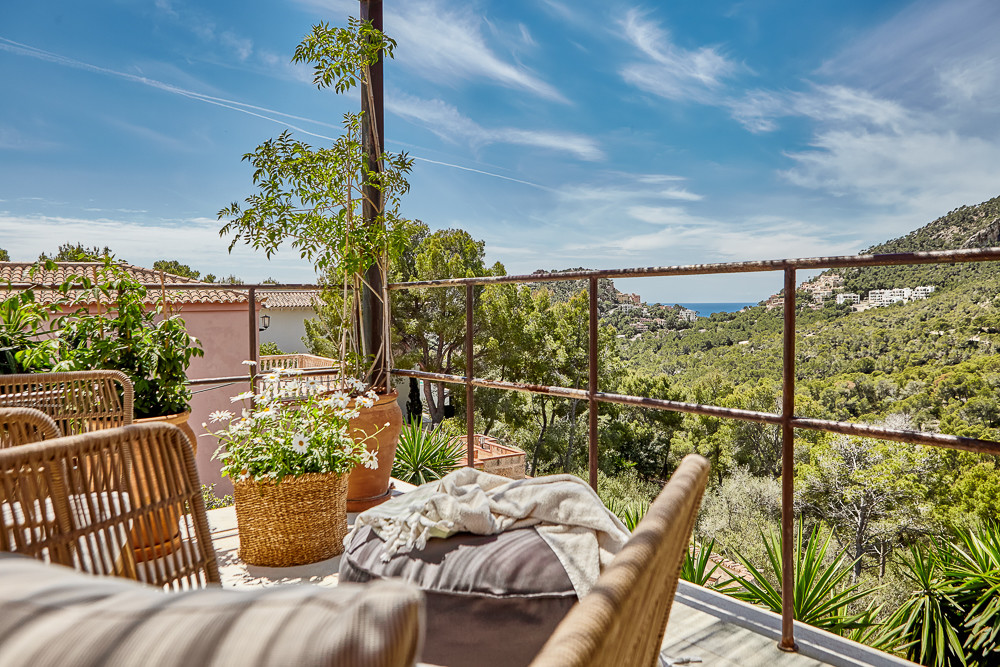  Stunning property in Montport Puerto Andratx 