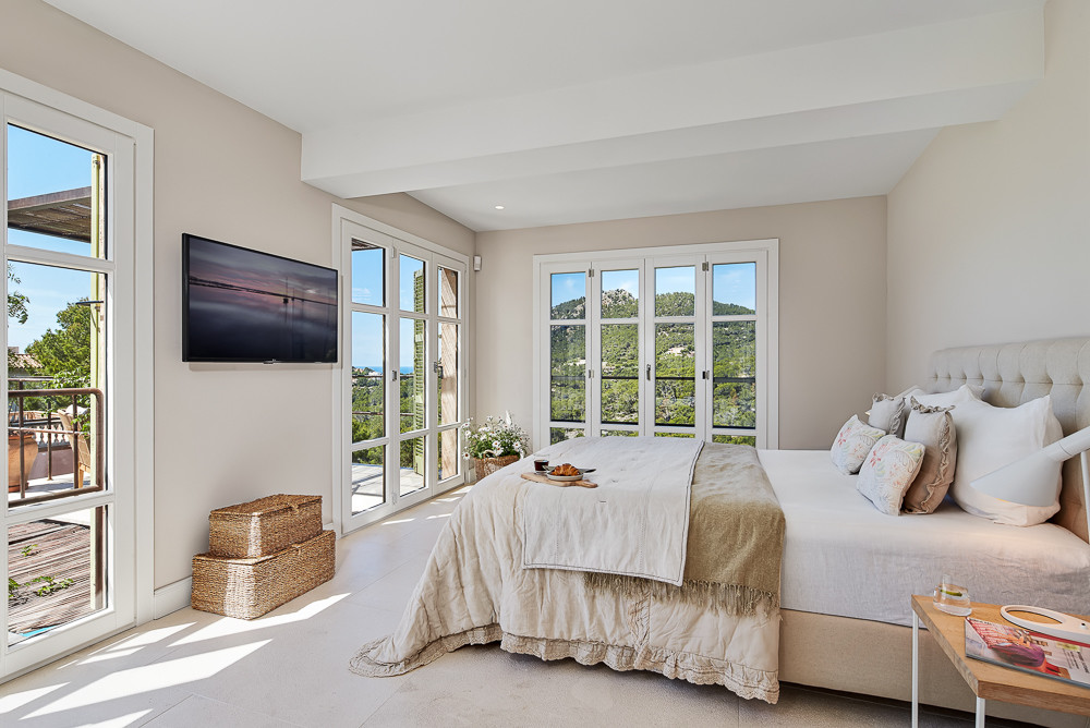  Stunning property in Montport Puerto Andratx 