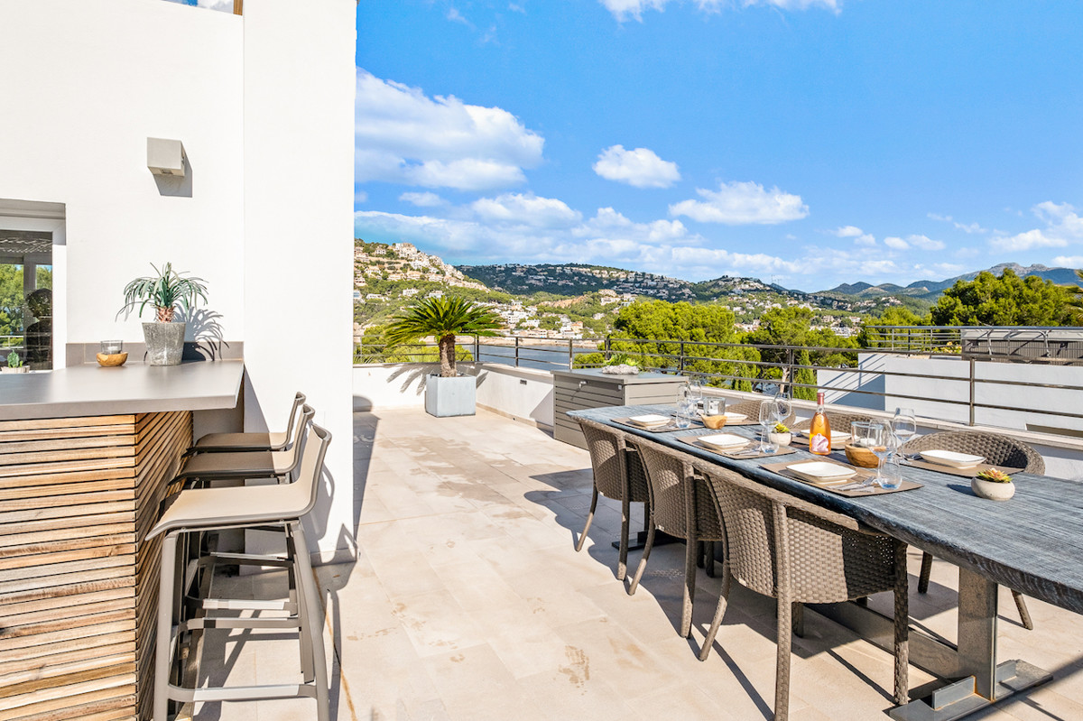 AMAZING: semi-detached house in Puerto Andratx