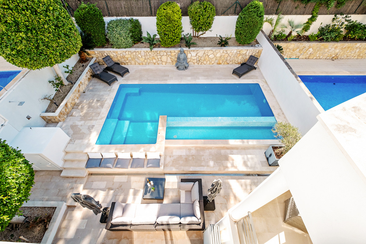 AMAZING: semi-detached house in Puerto Andratx