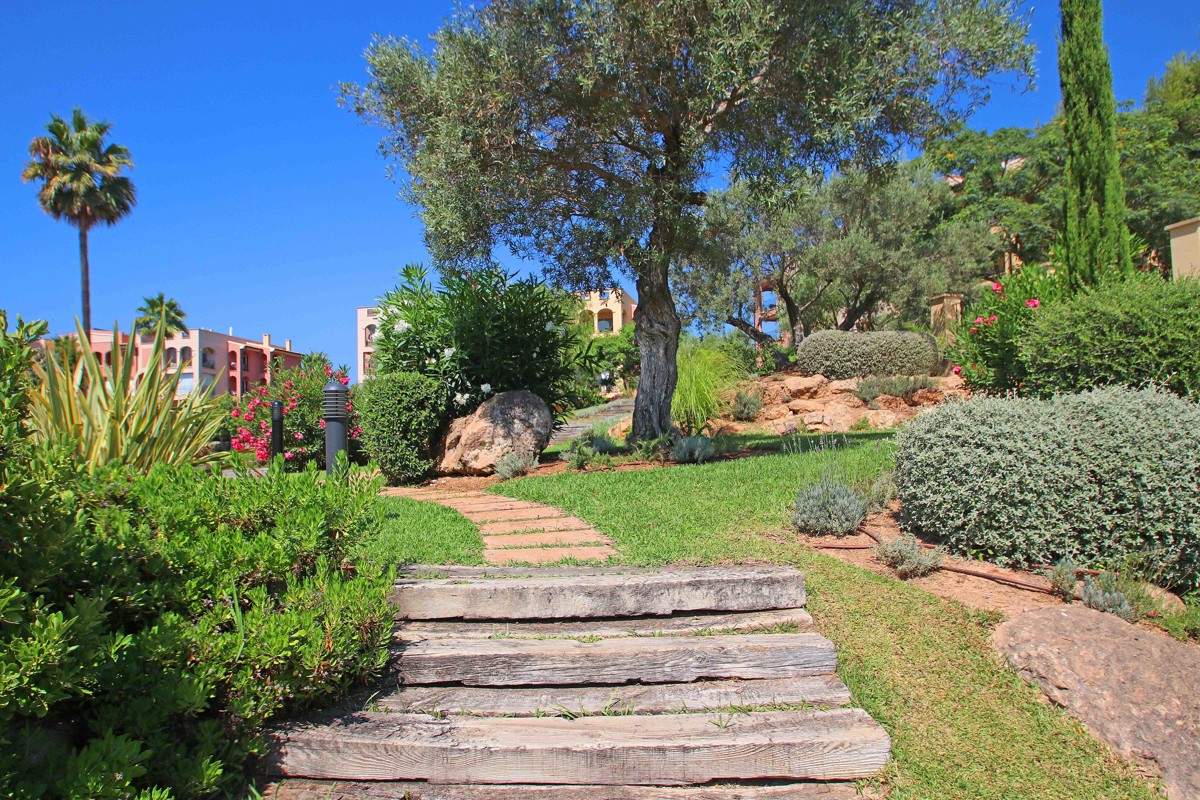  Top elegant garden apartment Santa Ponsa 