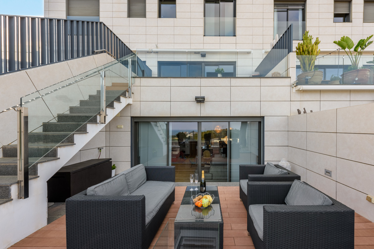  Stunning town house with sea views Genova Palma 