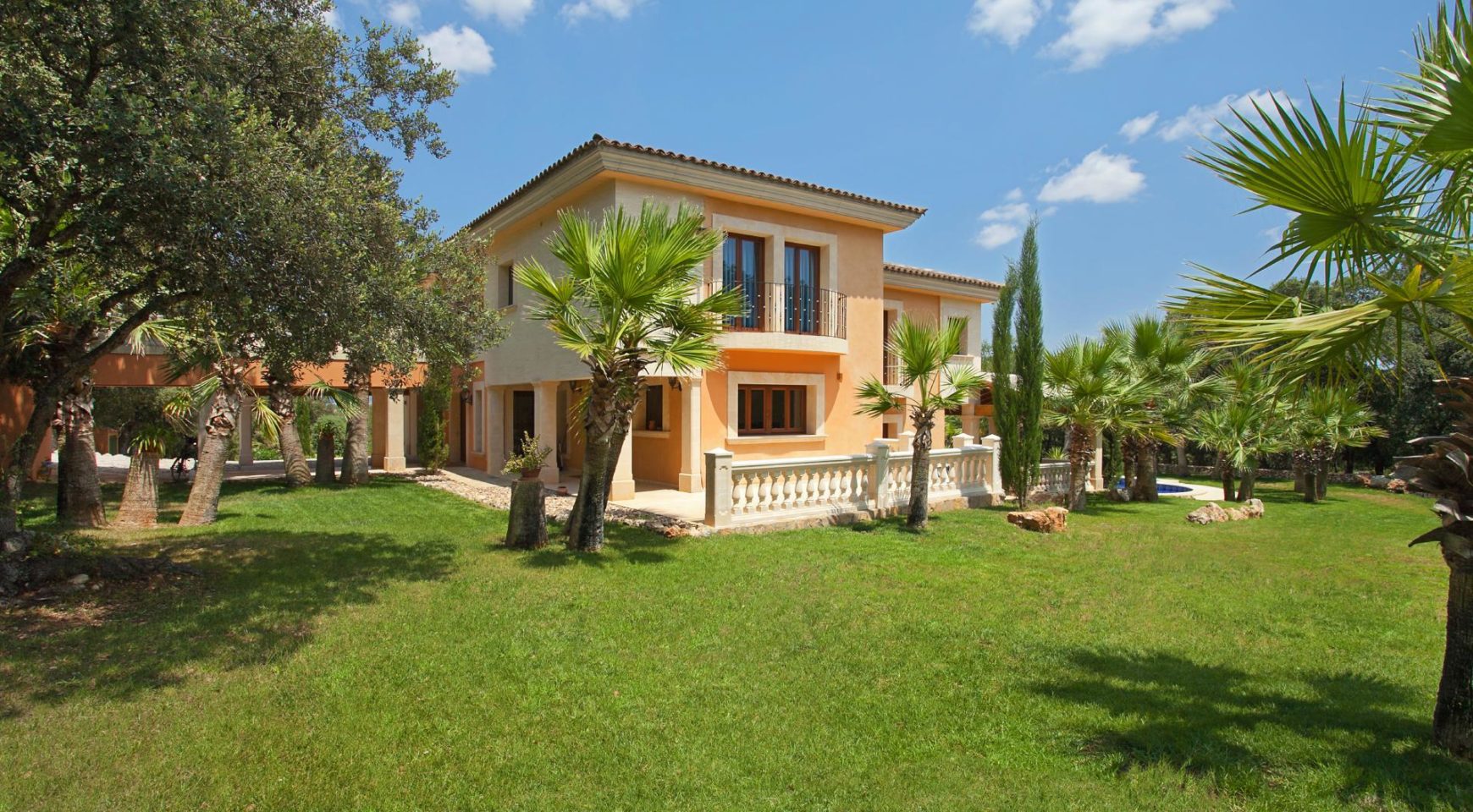 Breathtaking country home in idyllic location