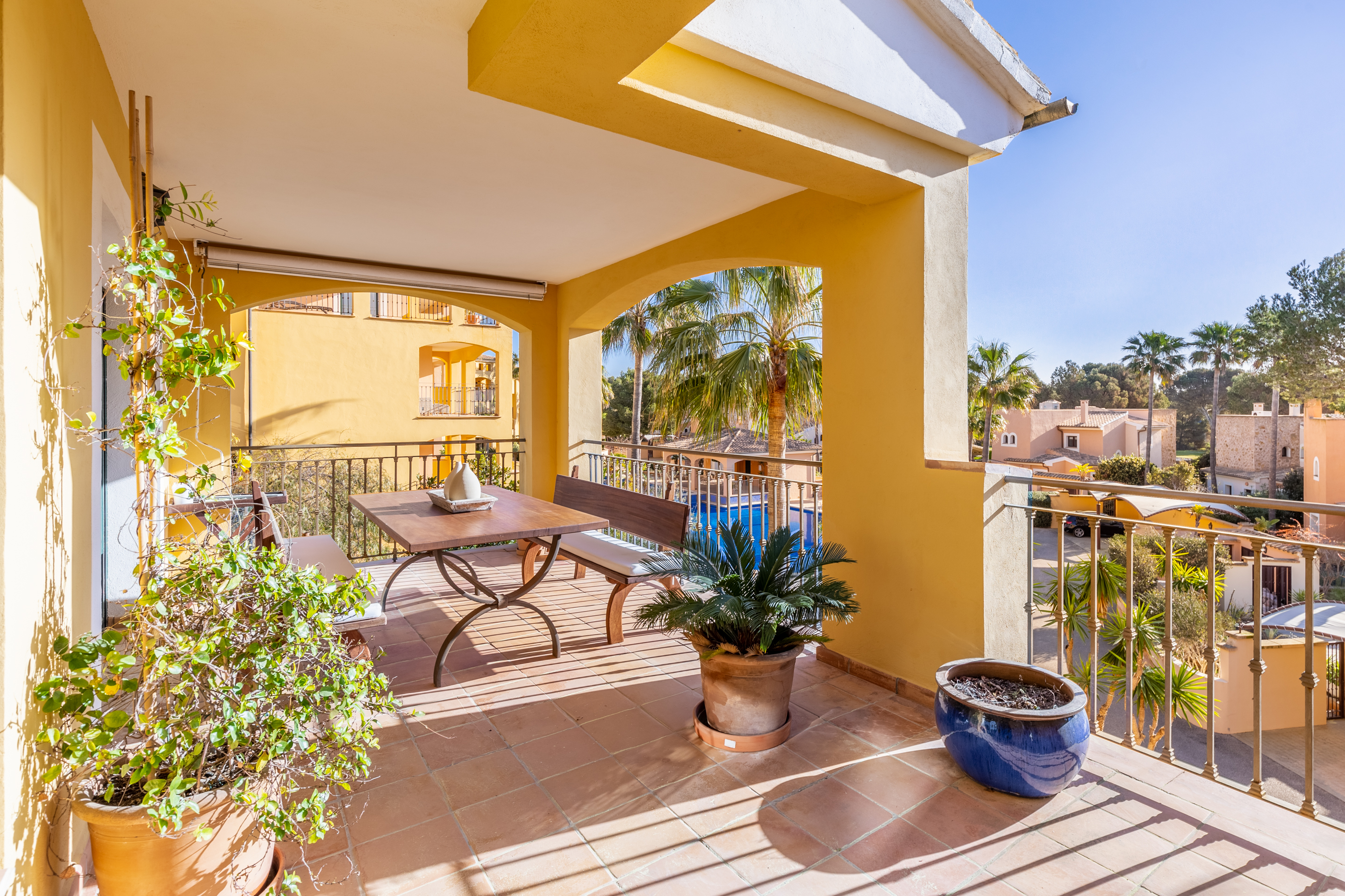 Spacious penthouse in a luxury Golf residence in Nova Santa Ponsa