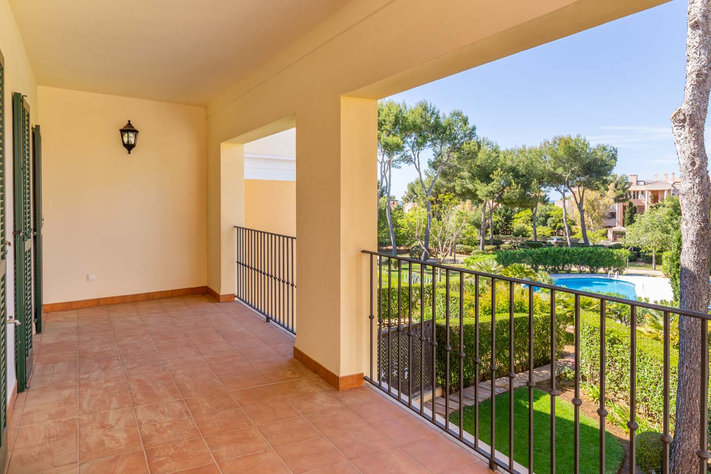 Corner town house in Las Adelfas Nova Santa Ponsa